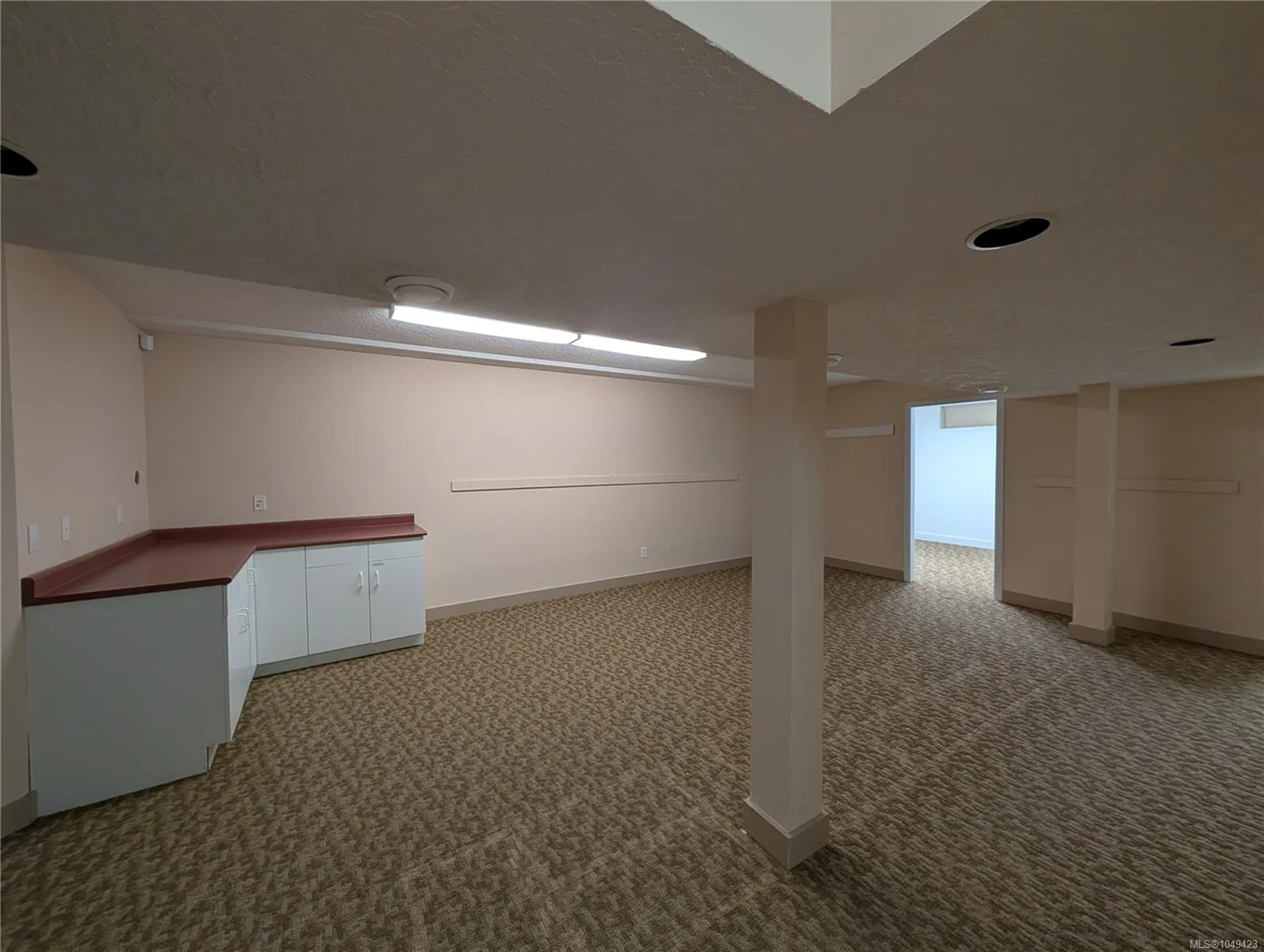 7115 West Saanich Rd