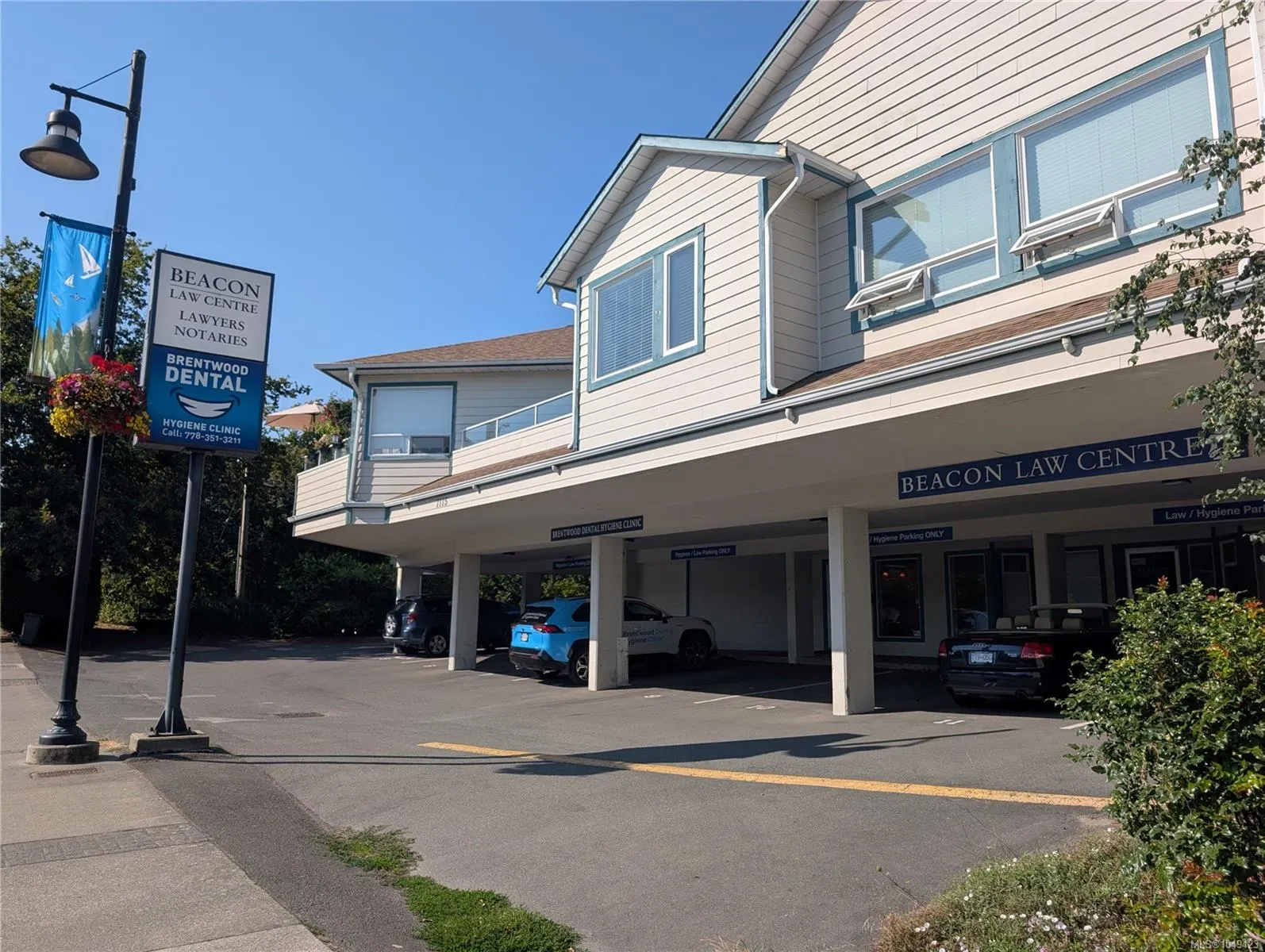 7115 West Saanich Rd