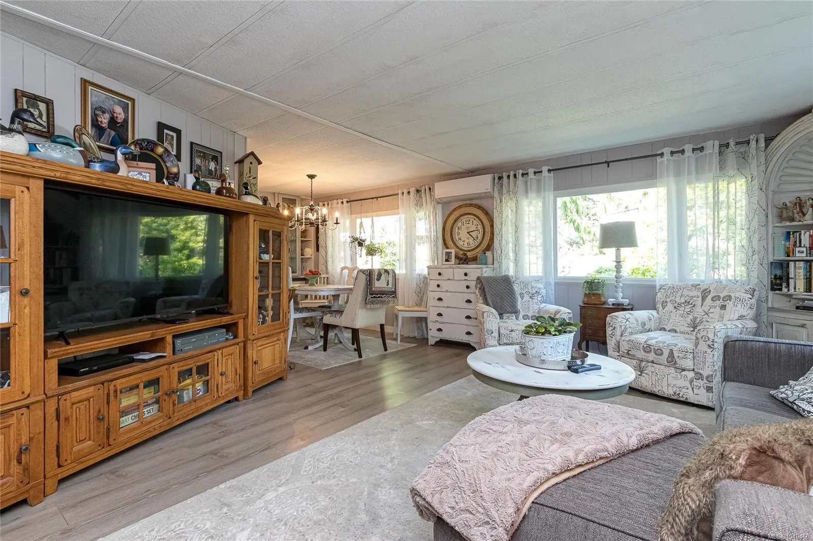 5838 Blythwood Rd