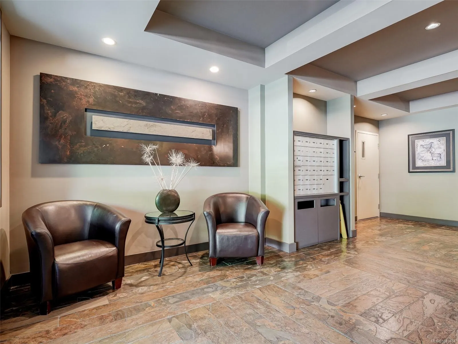 1115 Craigflower Rd