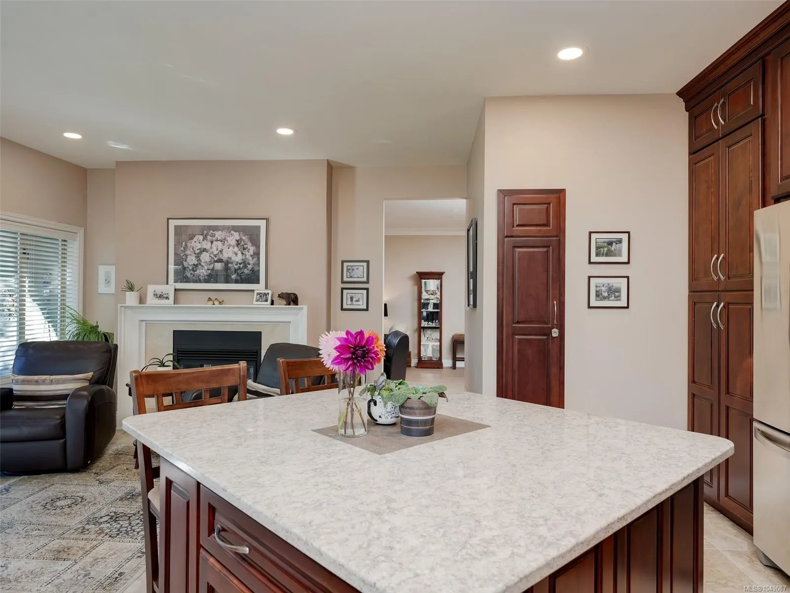 4305 Maltwood Lane