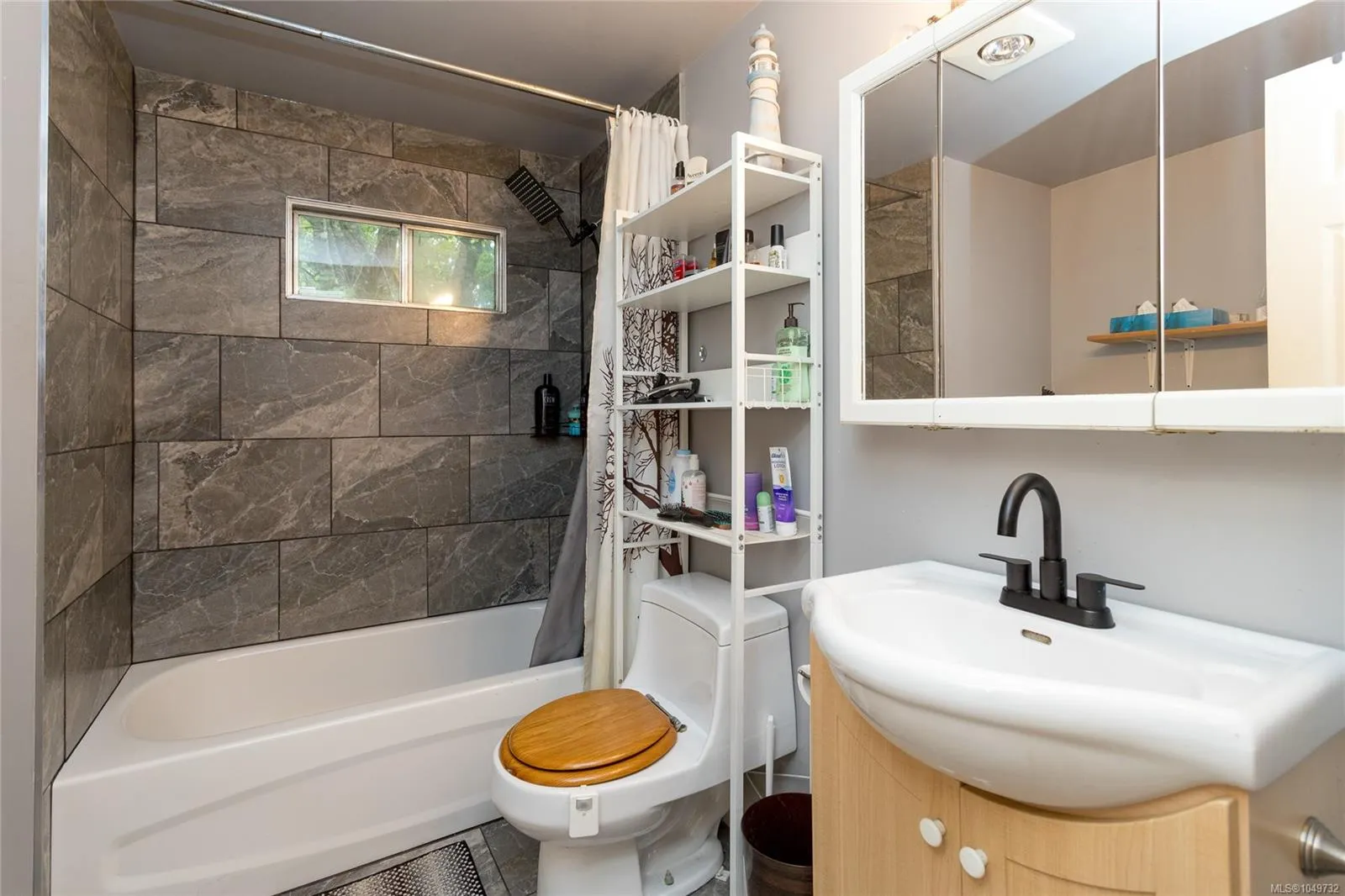 2670 Sooke River Rd