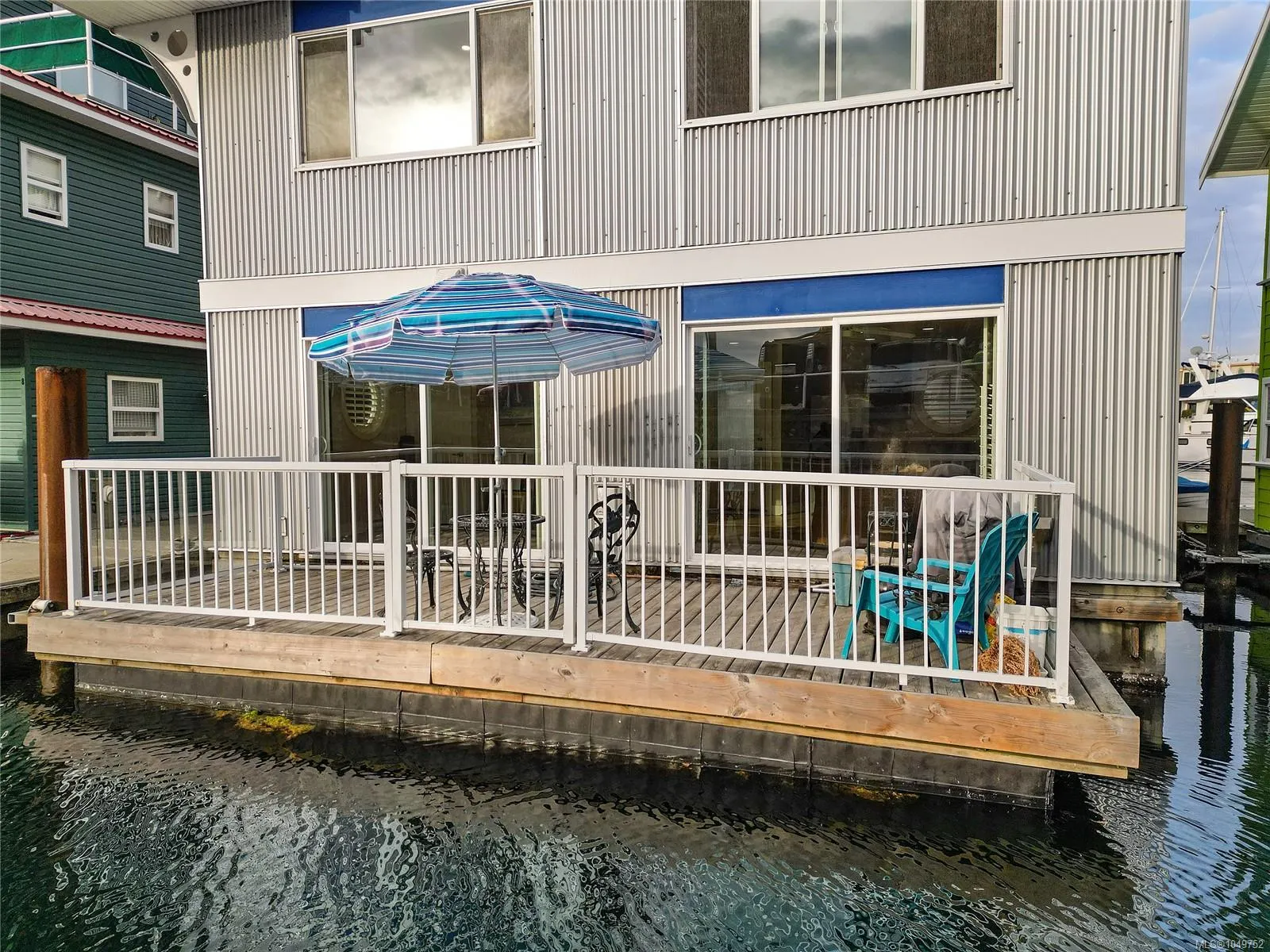 445 HEAD St