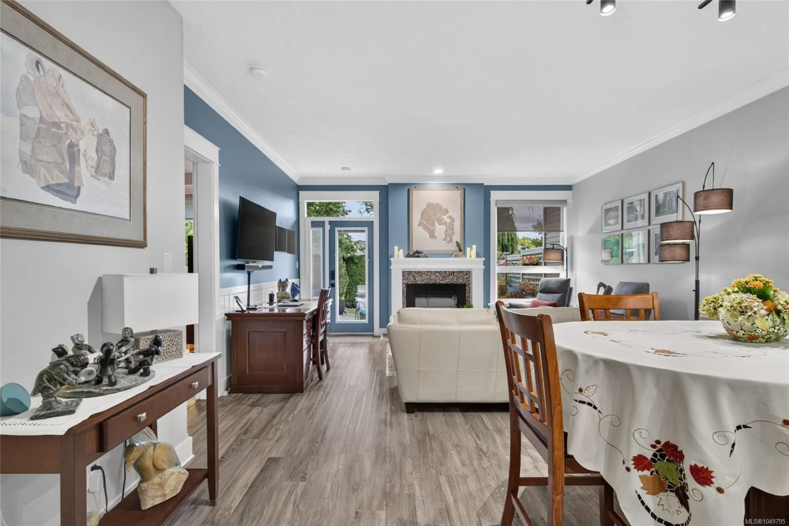 7250 West Saanich Rd