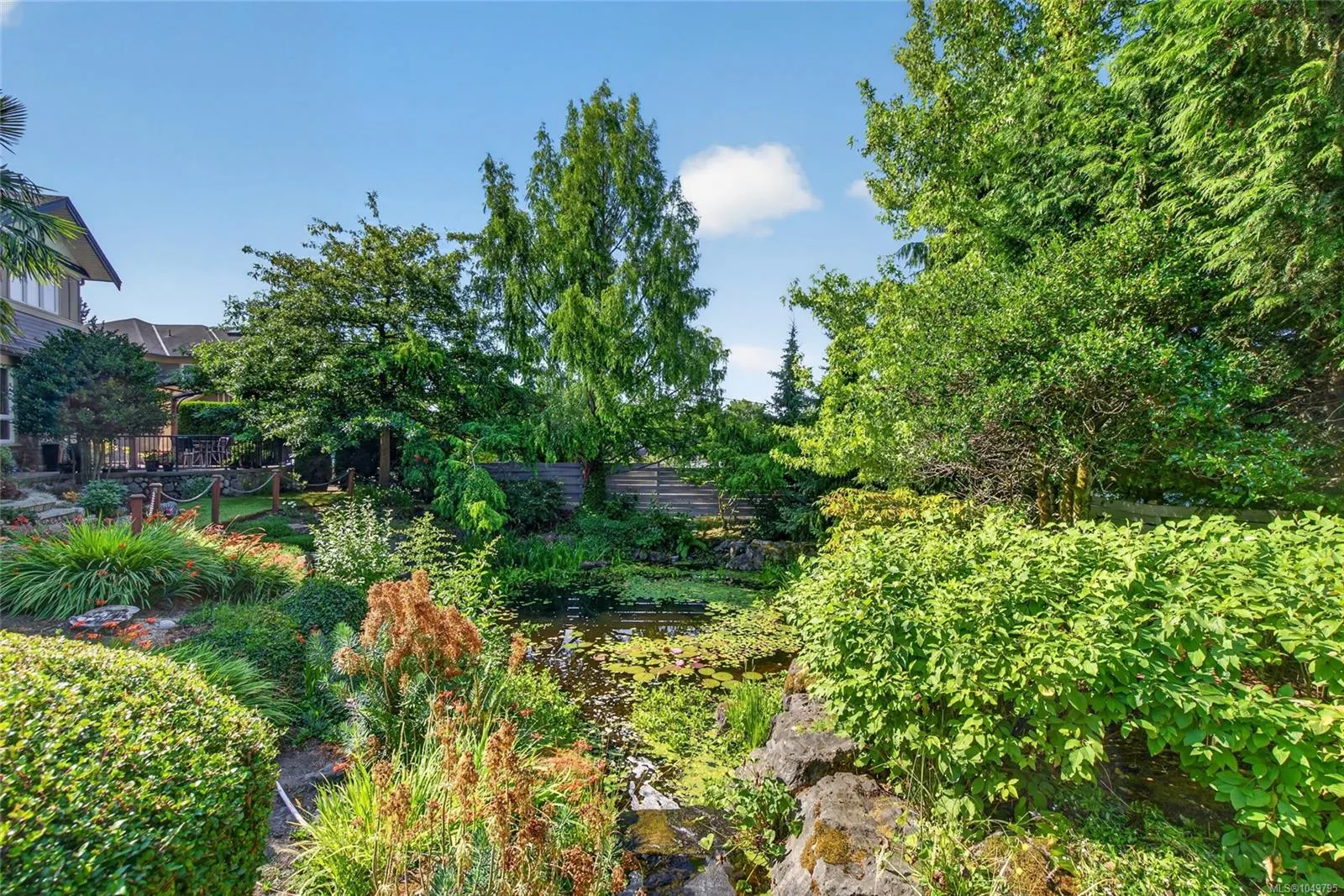 7250 West Saanich Rd