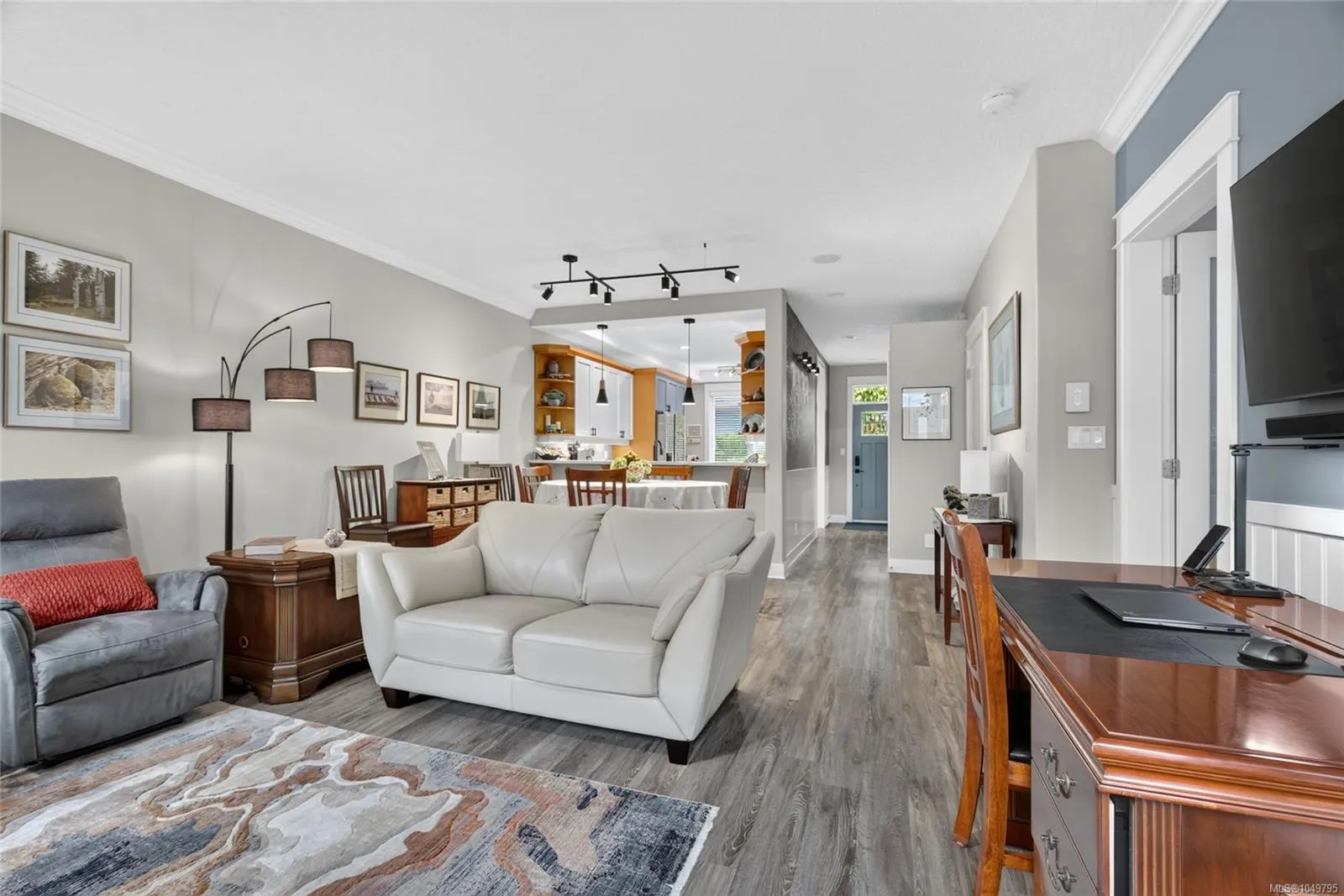 7250 West Saanich Rd