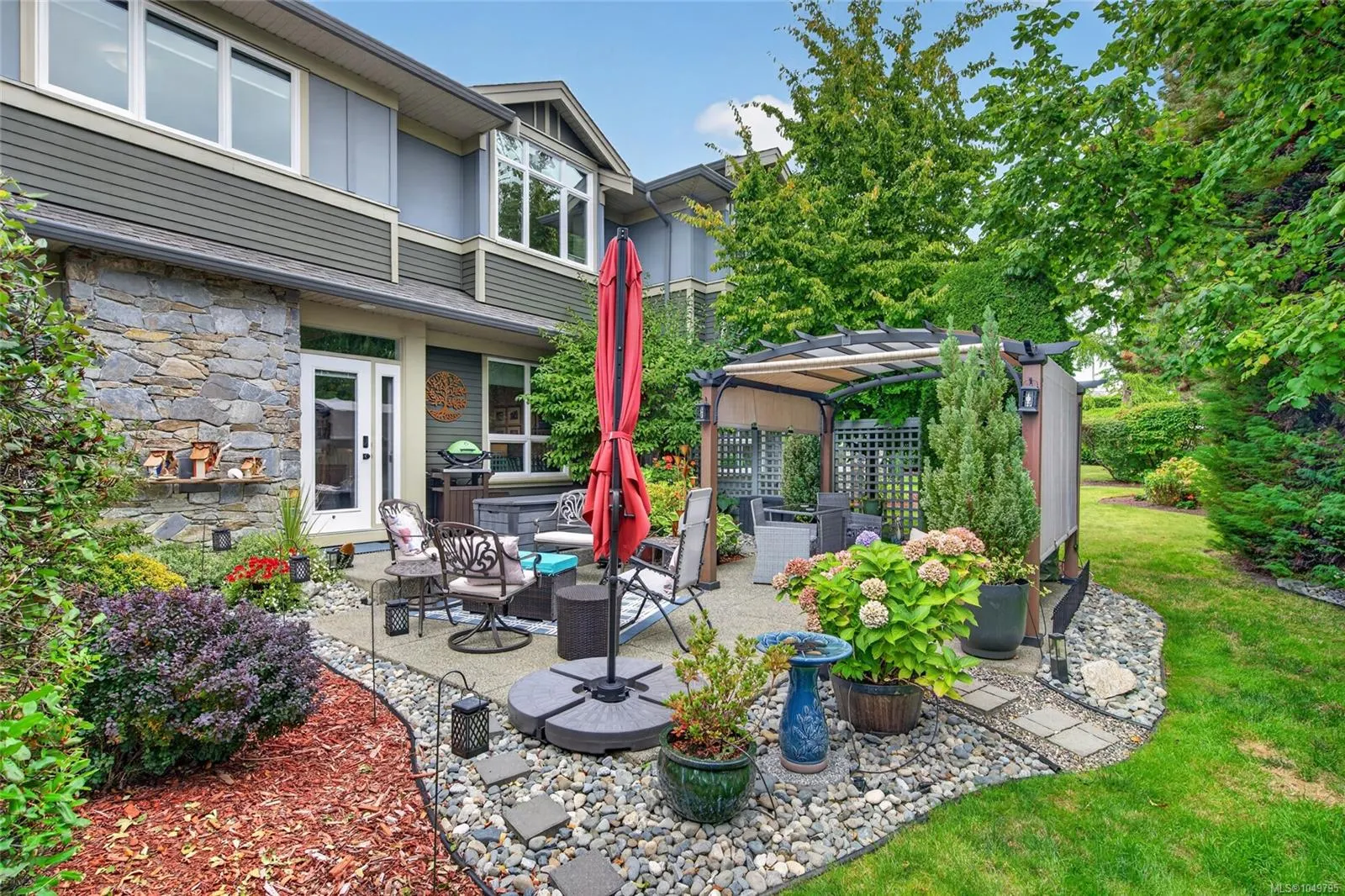7250 West Saanich Rd