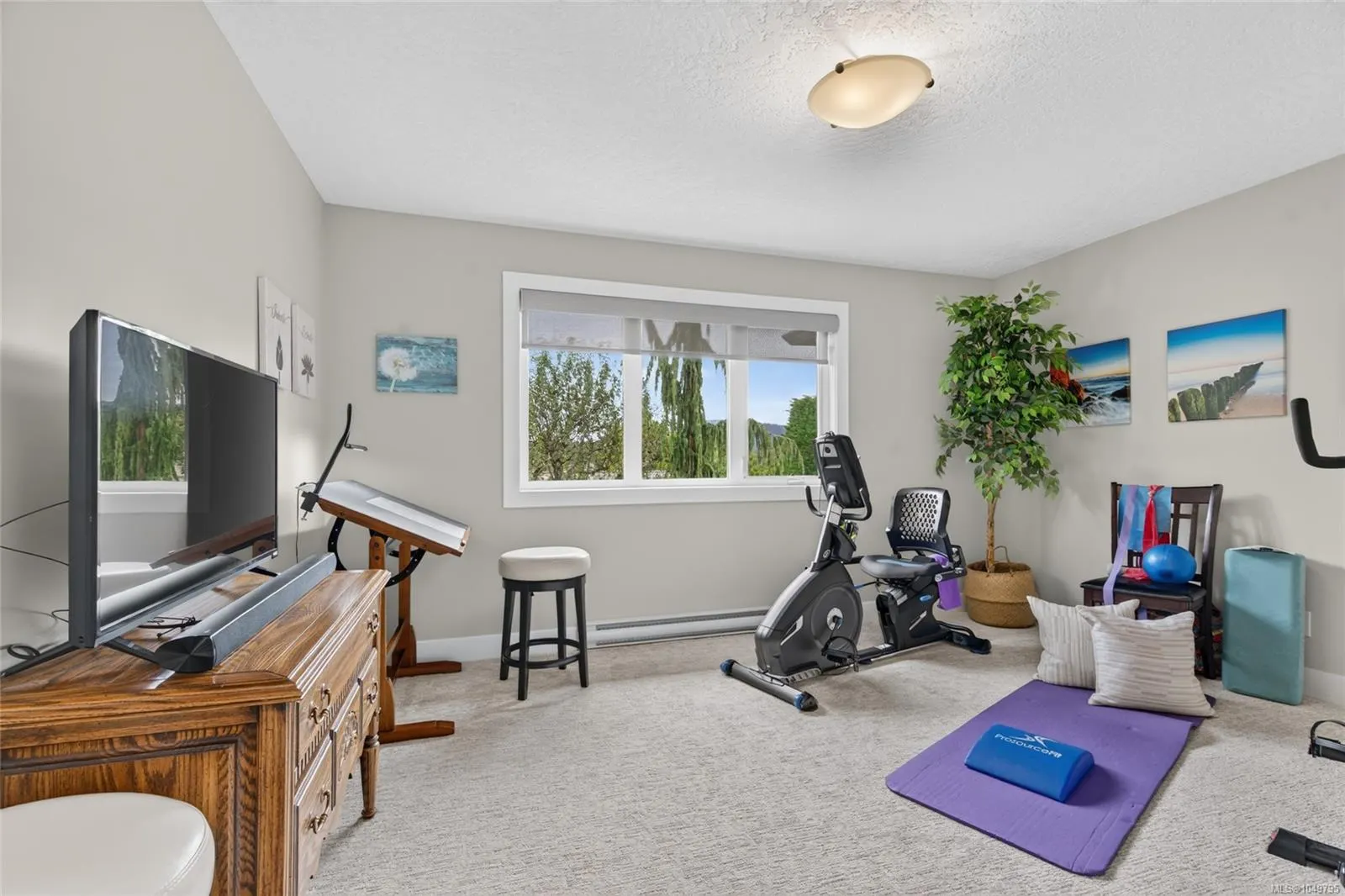 7250 West Saanich Rd
