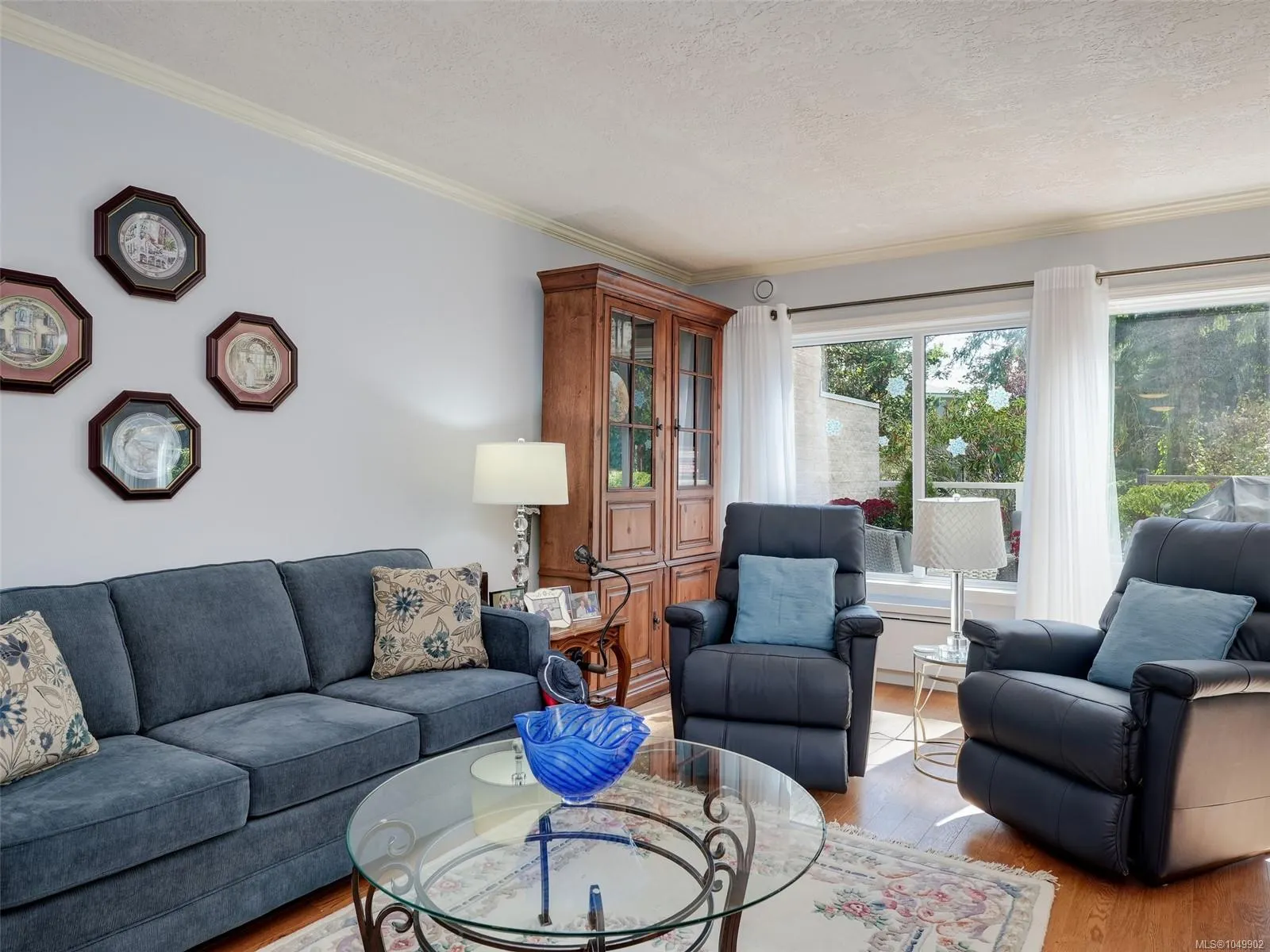 2829 Arbutus Rd