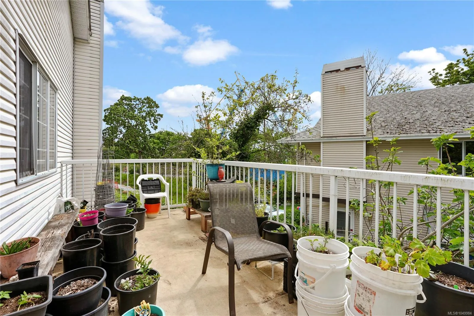 877 Admirals Rd