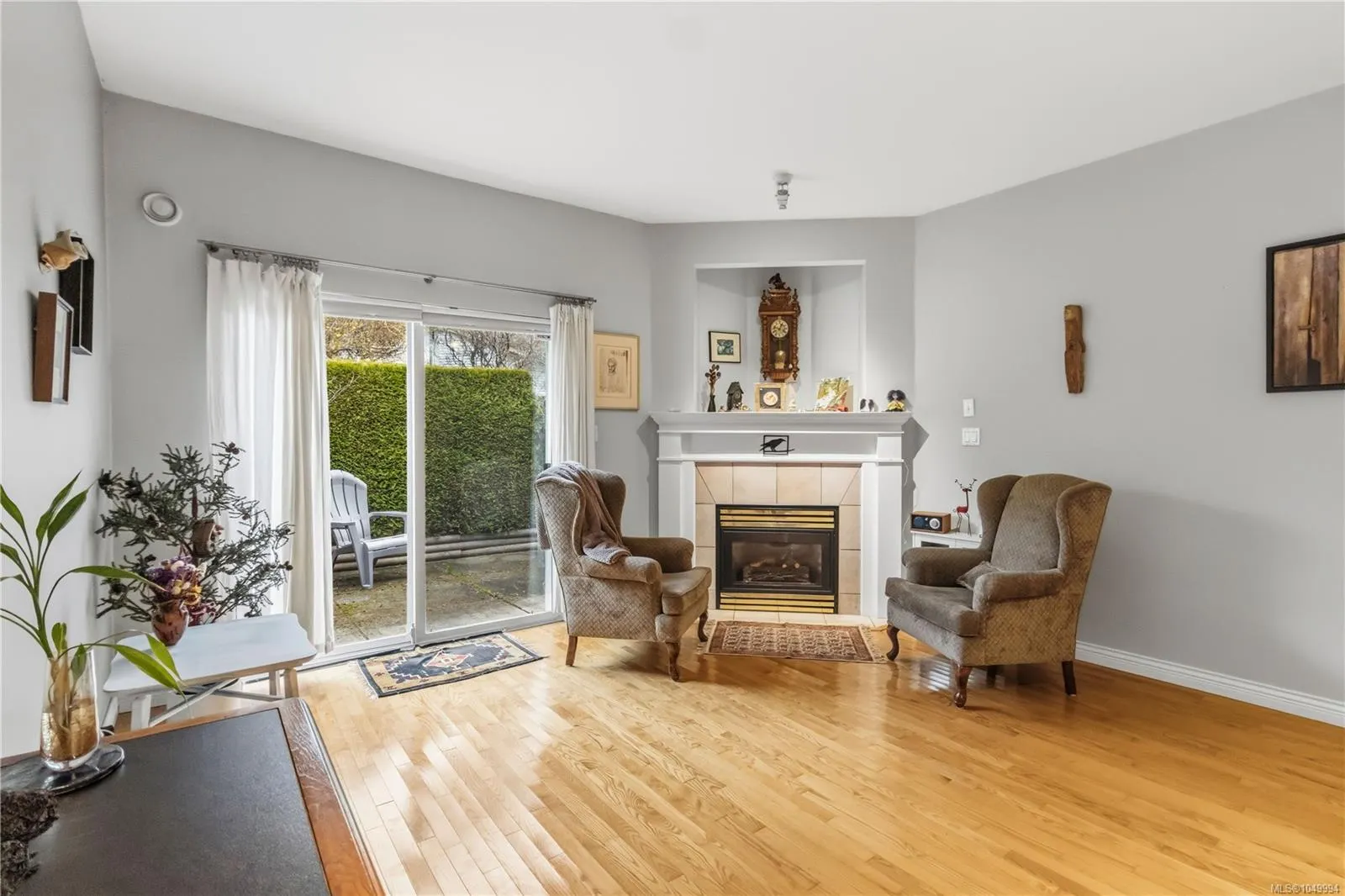 3633 Cedar Hill Rd