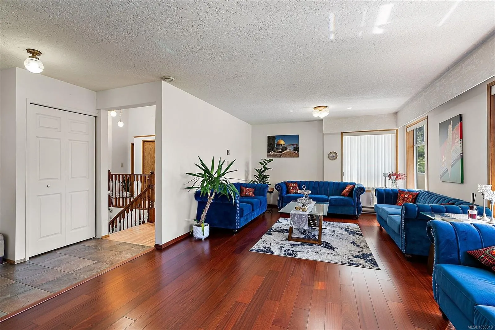 3301 Argyle Pl