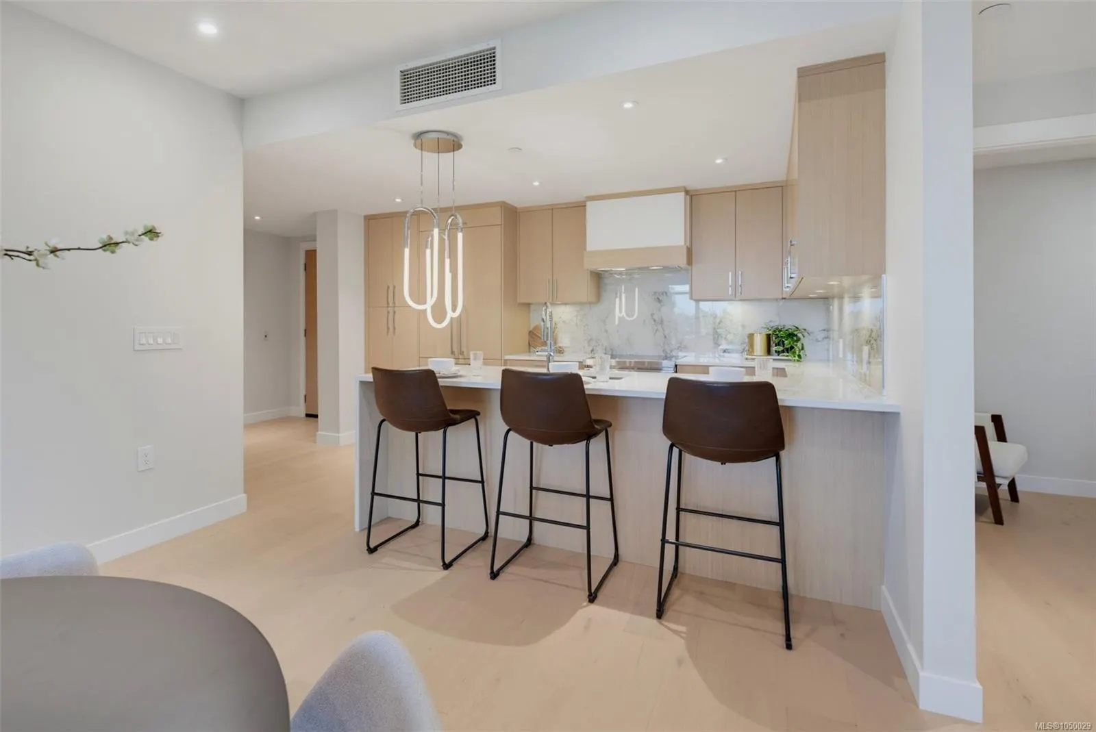 5229 Cordova Bay Rd