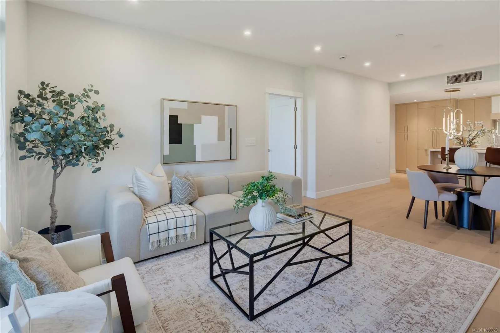 5229 Cordova Bay Rd