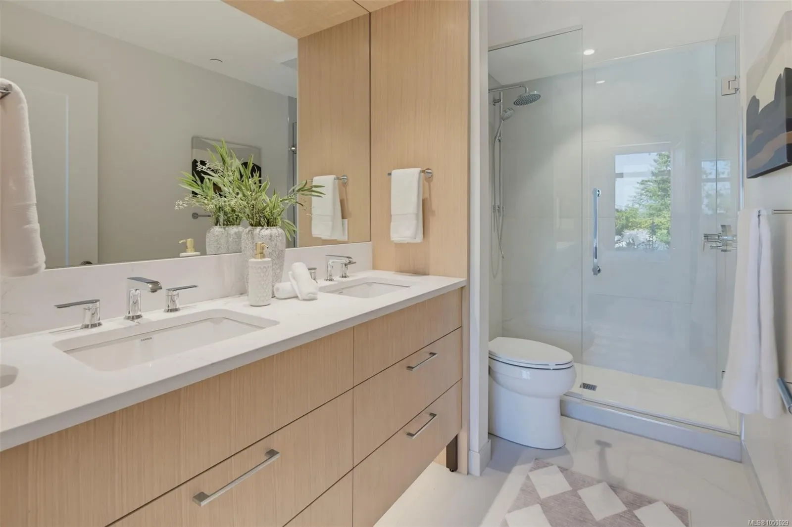 5229 Cordova Bay Rd