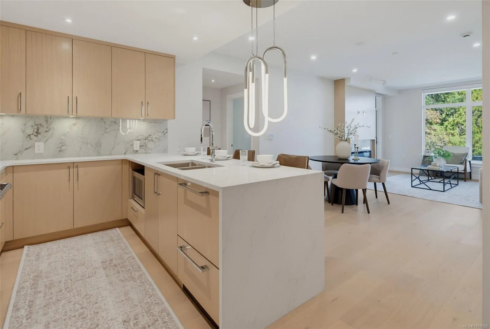 5229 Cordova Bay Rd
