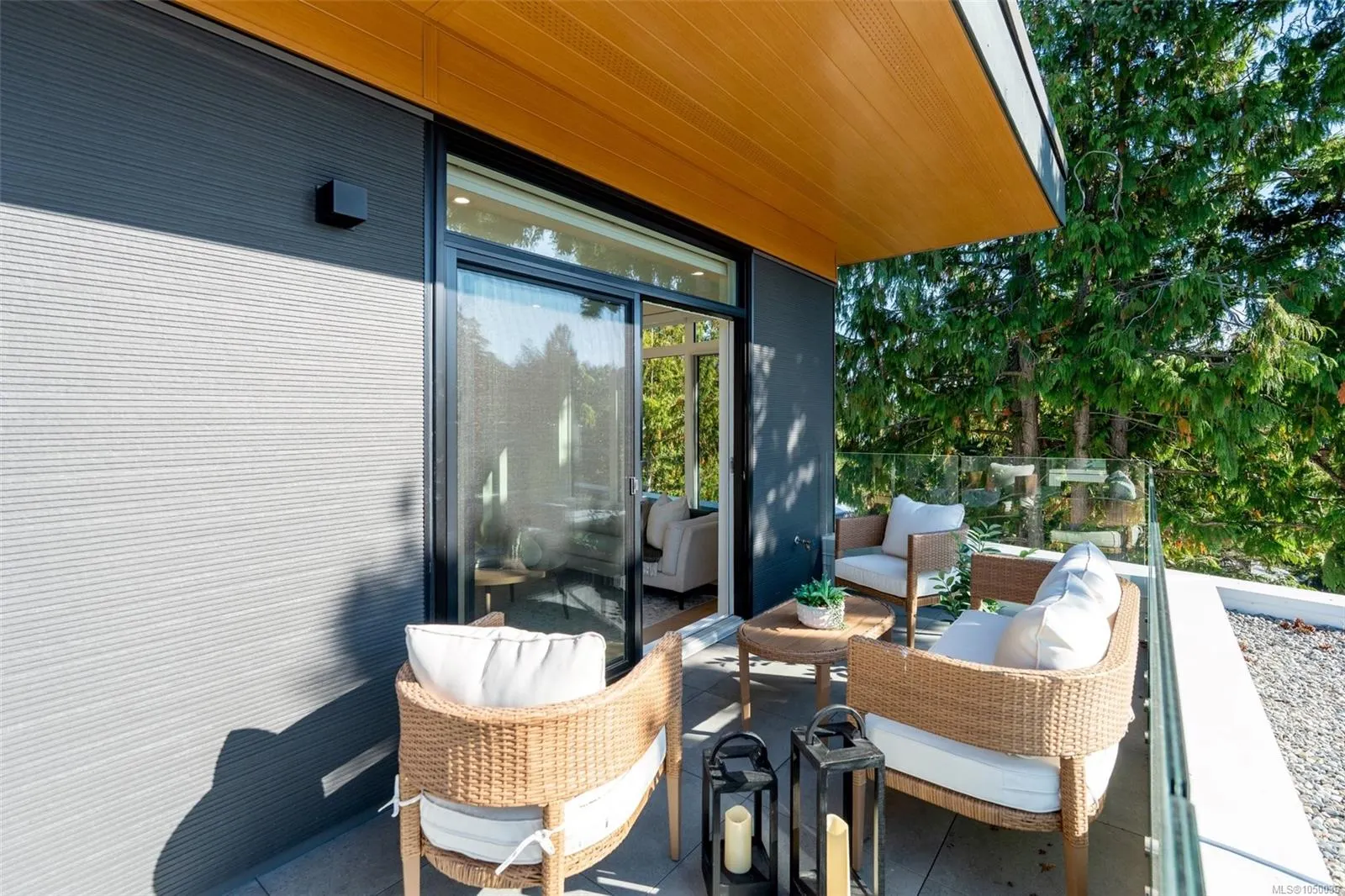 5229 Cordova Bay Rd