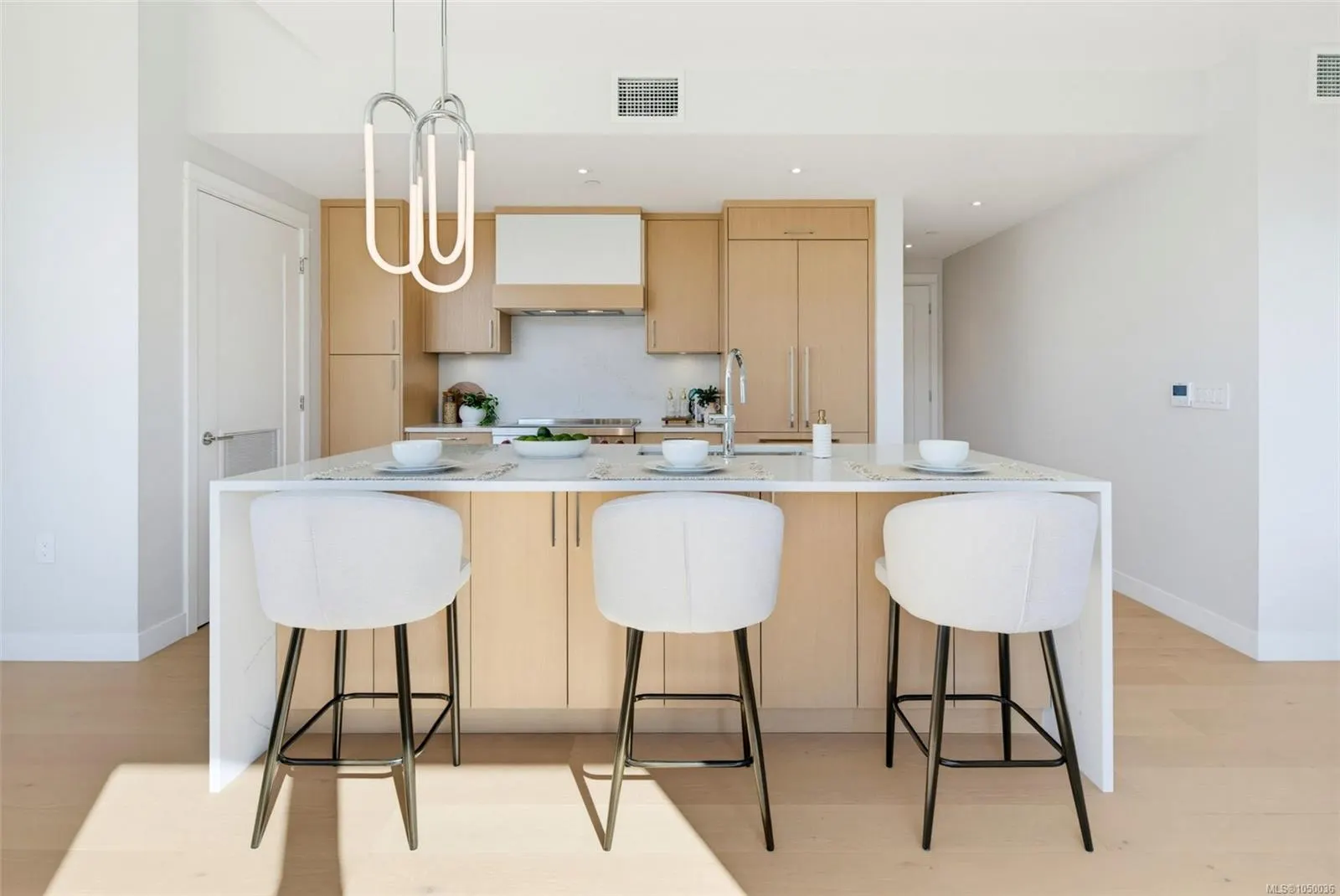 5229 Cordova Bay Rd