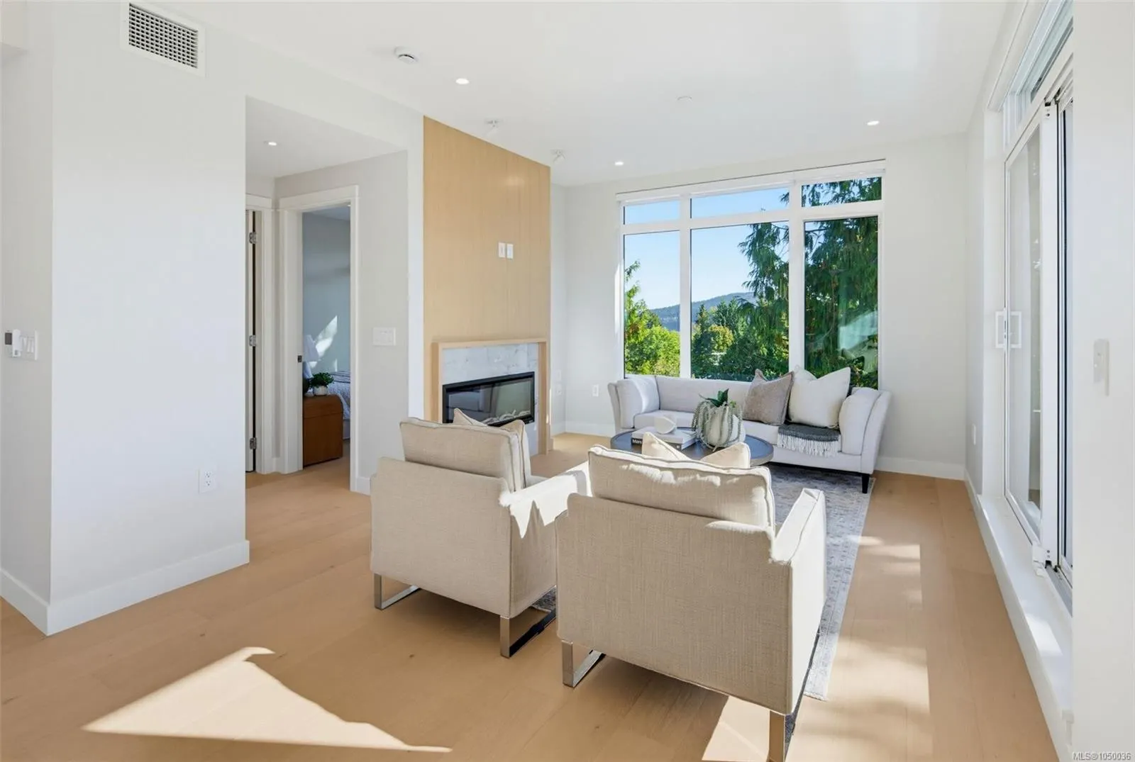 5229 Cordova Bay Rd