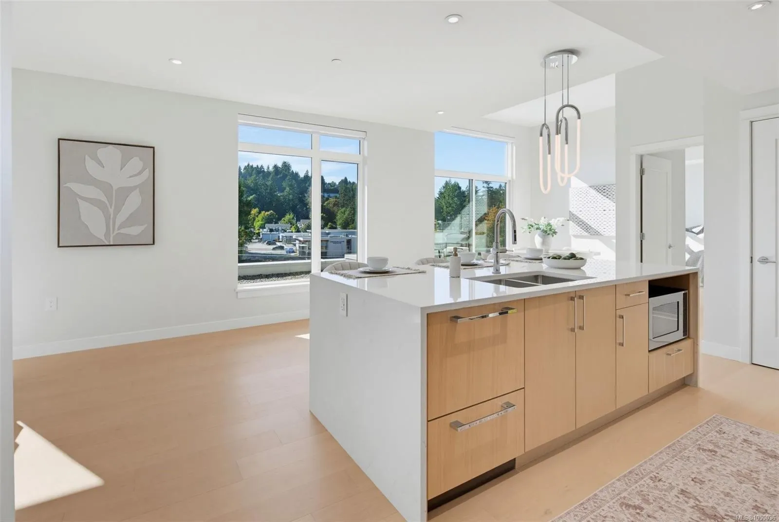 5229 Cordova Bay Rd