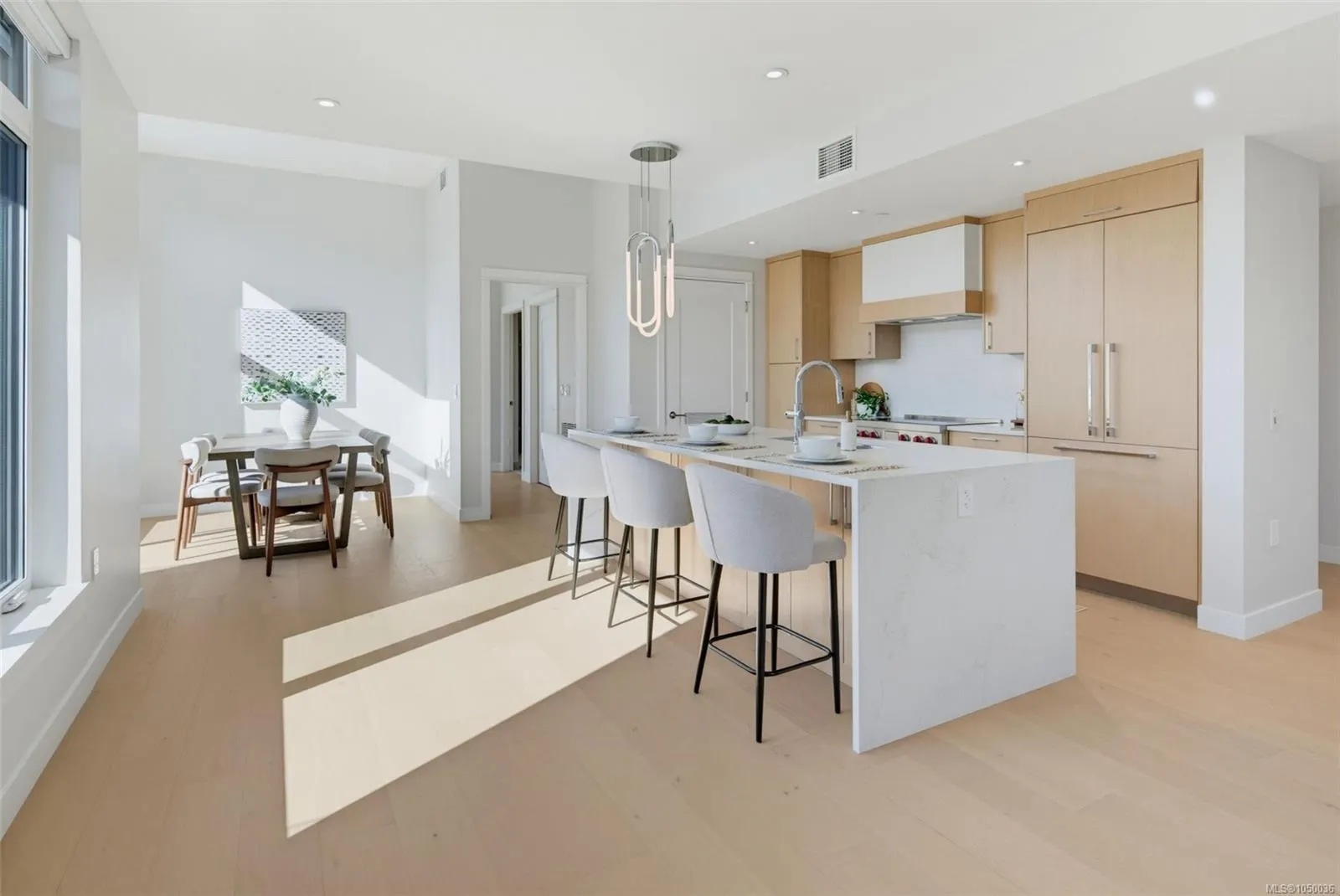 5229 Cordova Bay Rd