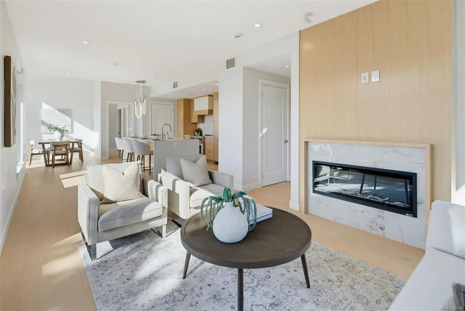 5229 Cordova Bay Rd
