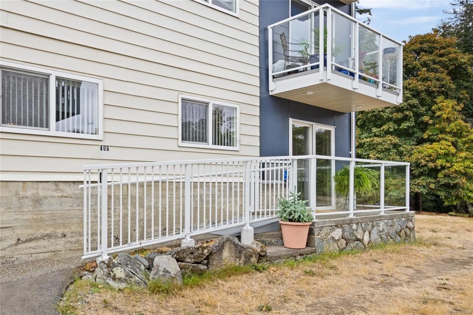 350 Belmont Rd