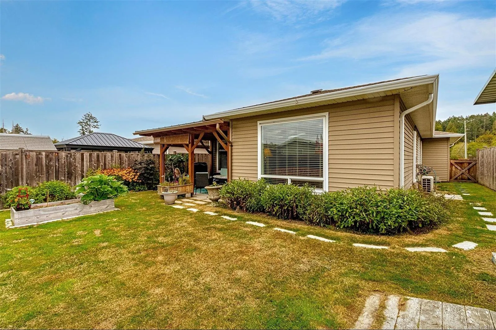 7586 Tetayut Rd