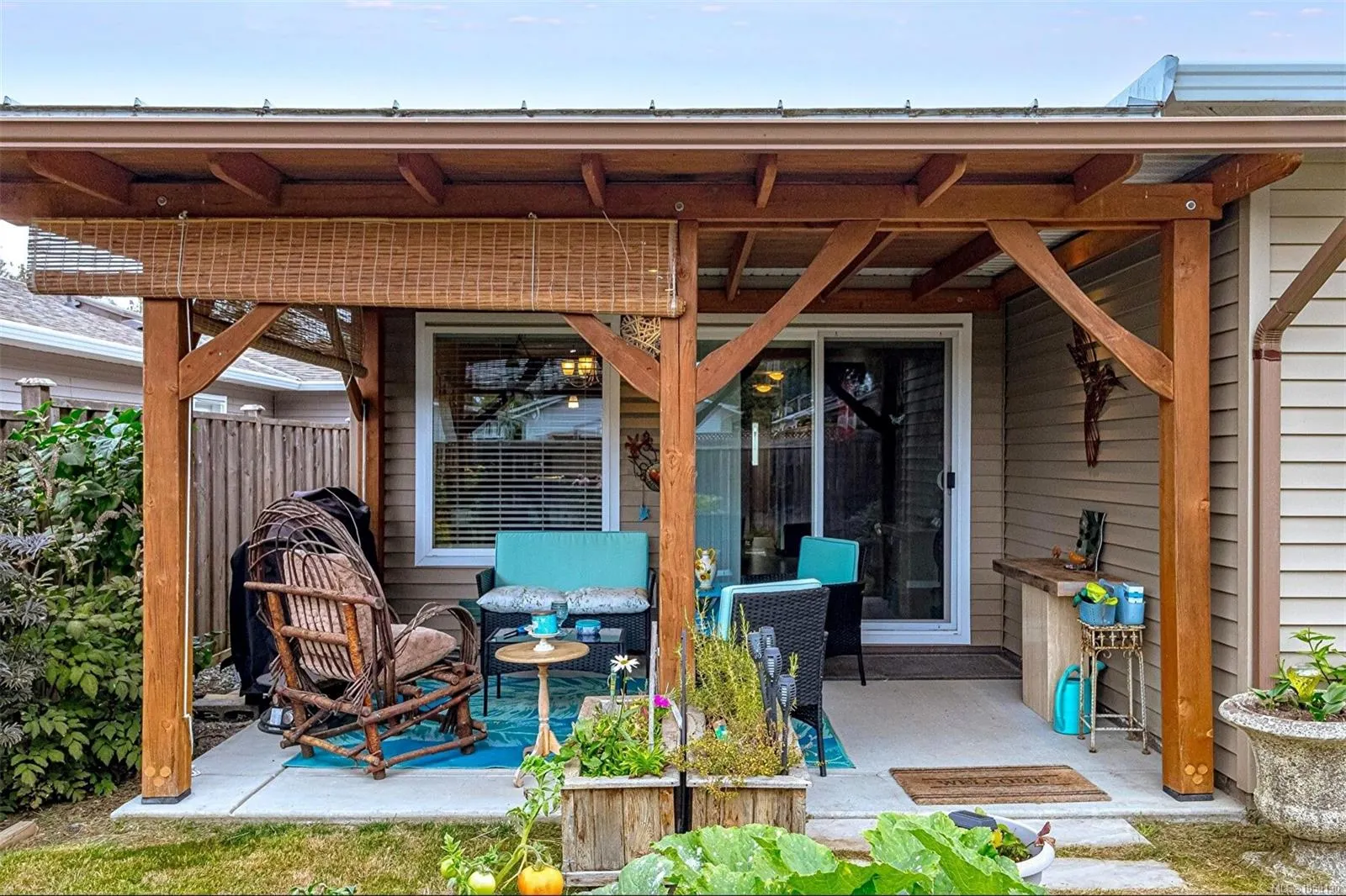 7586 Tetayut Rd