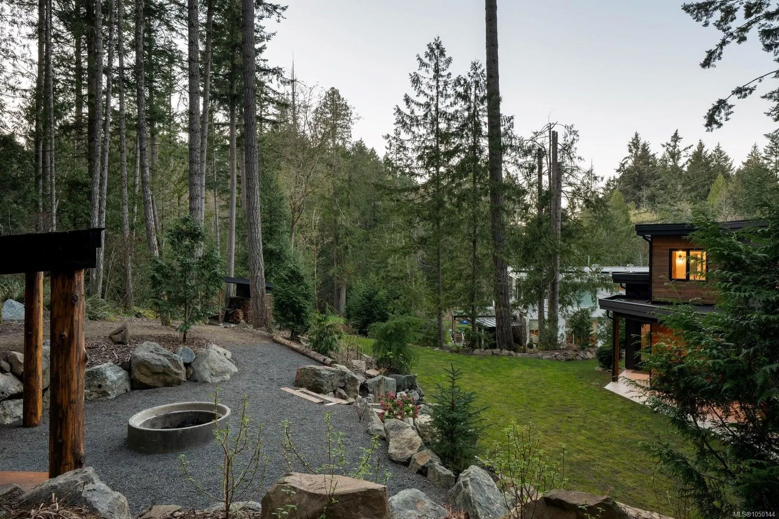 1535 Eagle Way