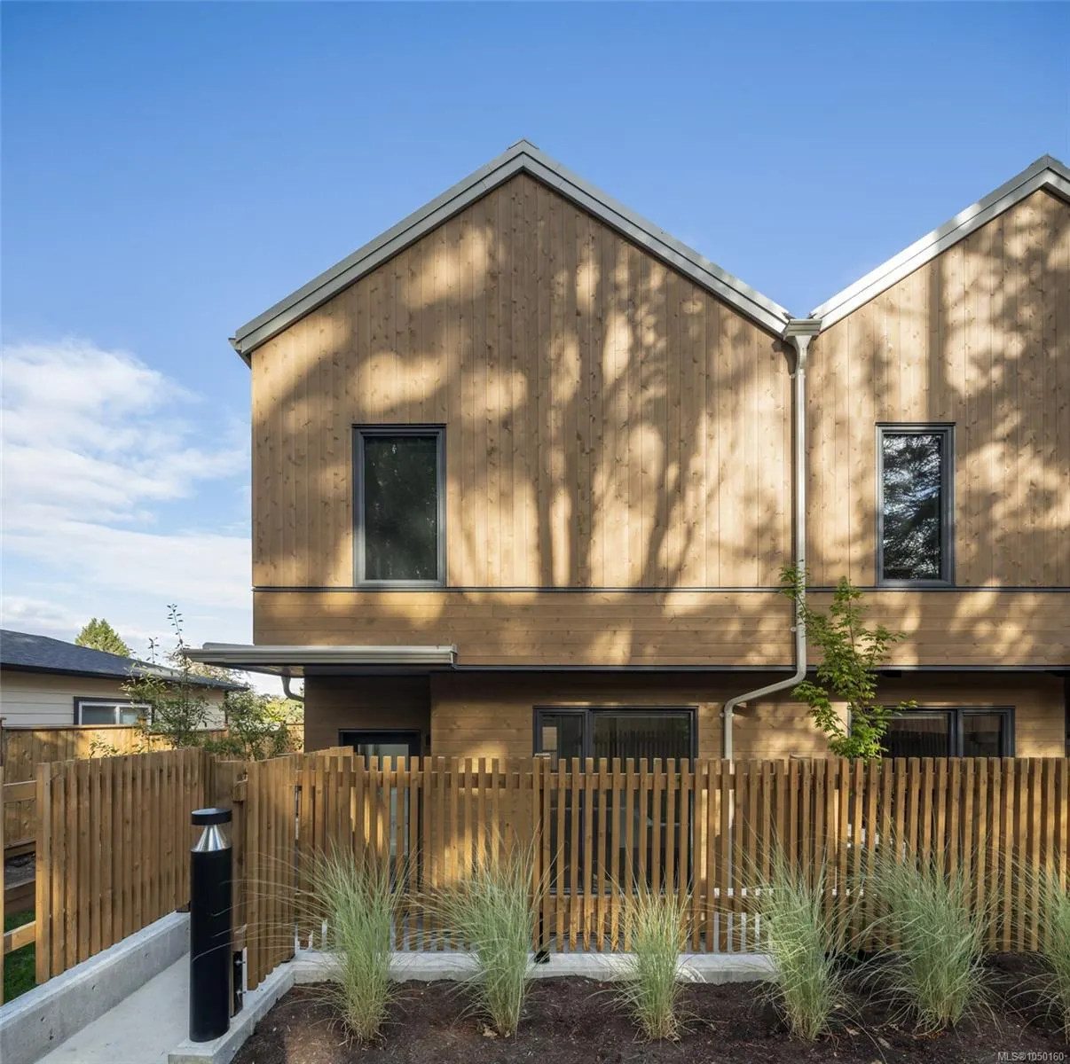 1520 Louise Pl