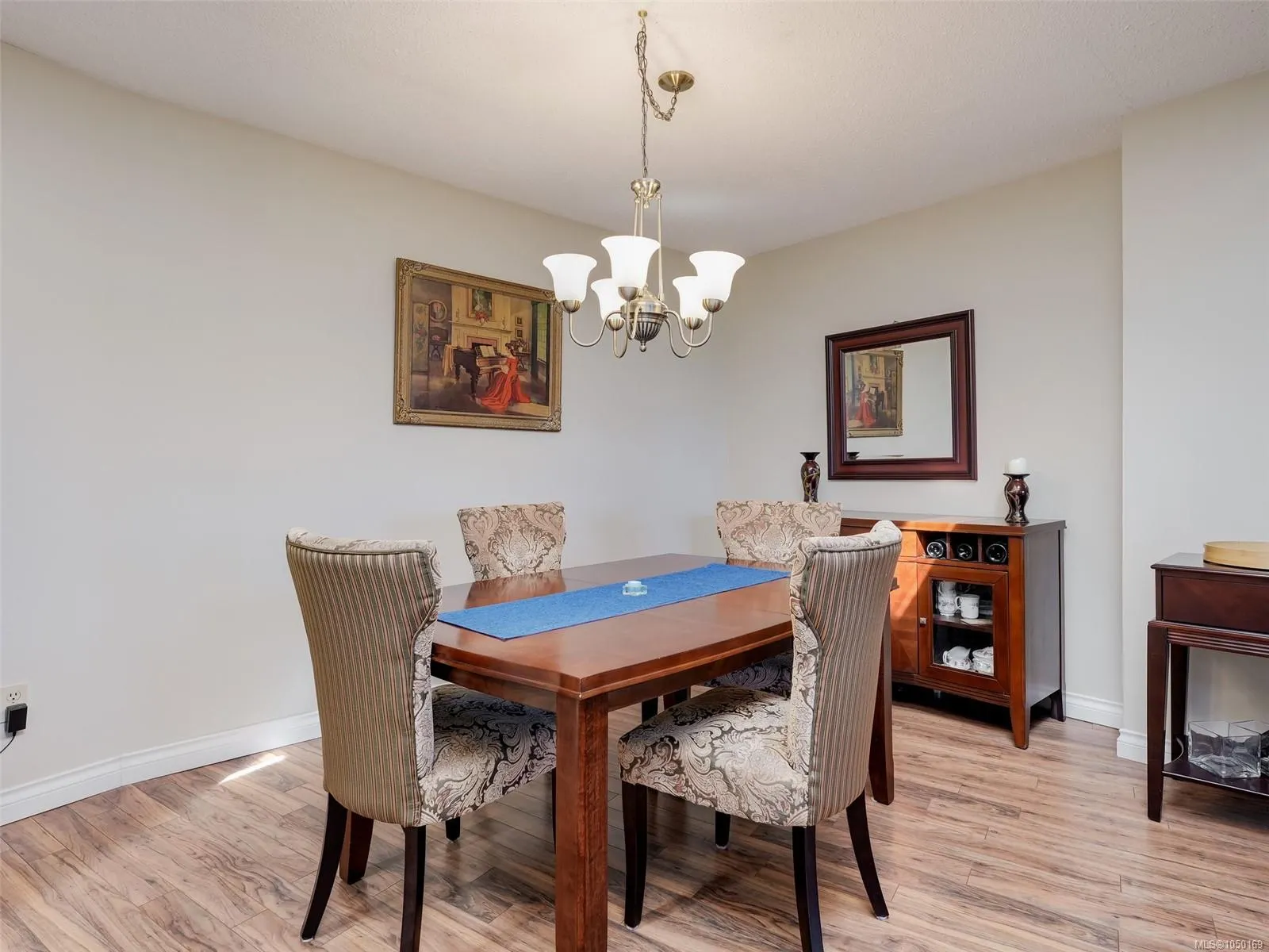 3962 Cedar Hill Rd
