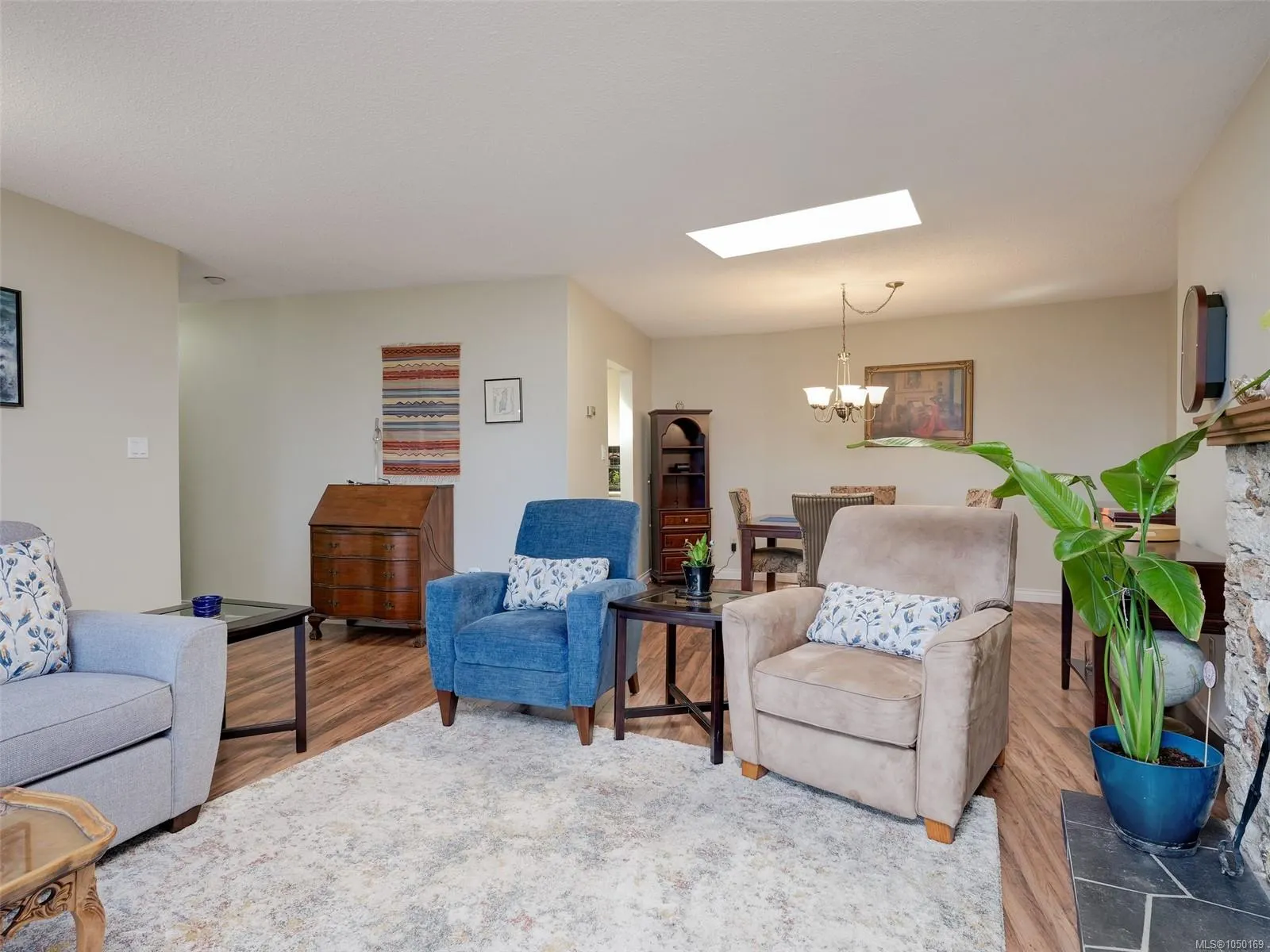 3962 Cedar Hill Rd
