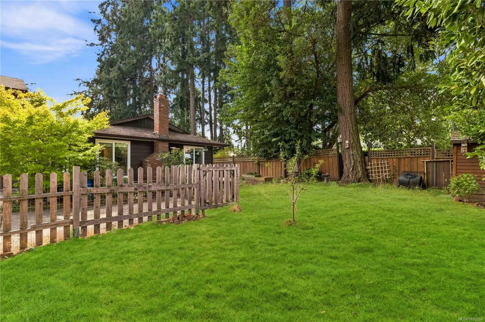 2319 Sooke Rd