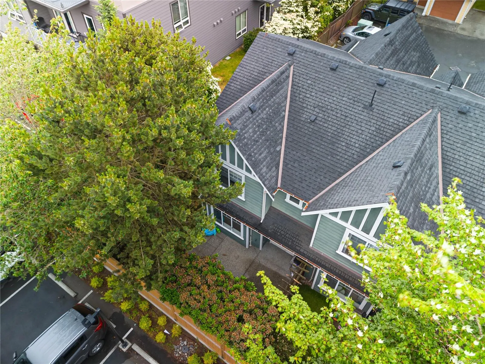 724 LARKHALL Rd