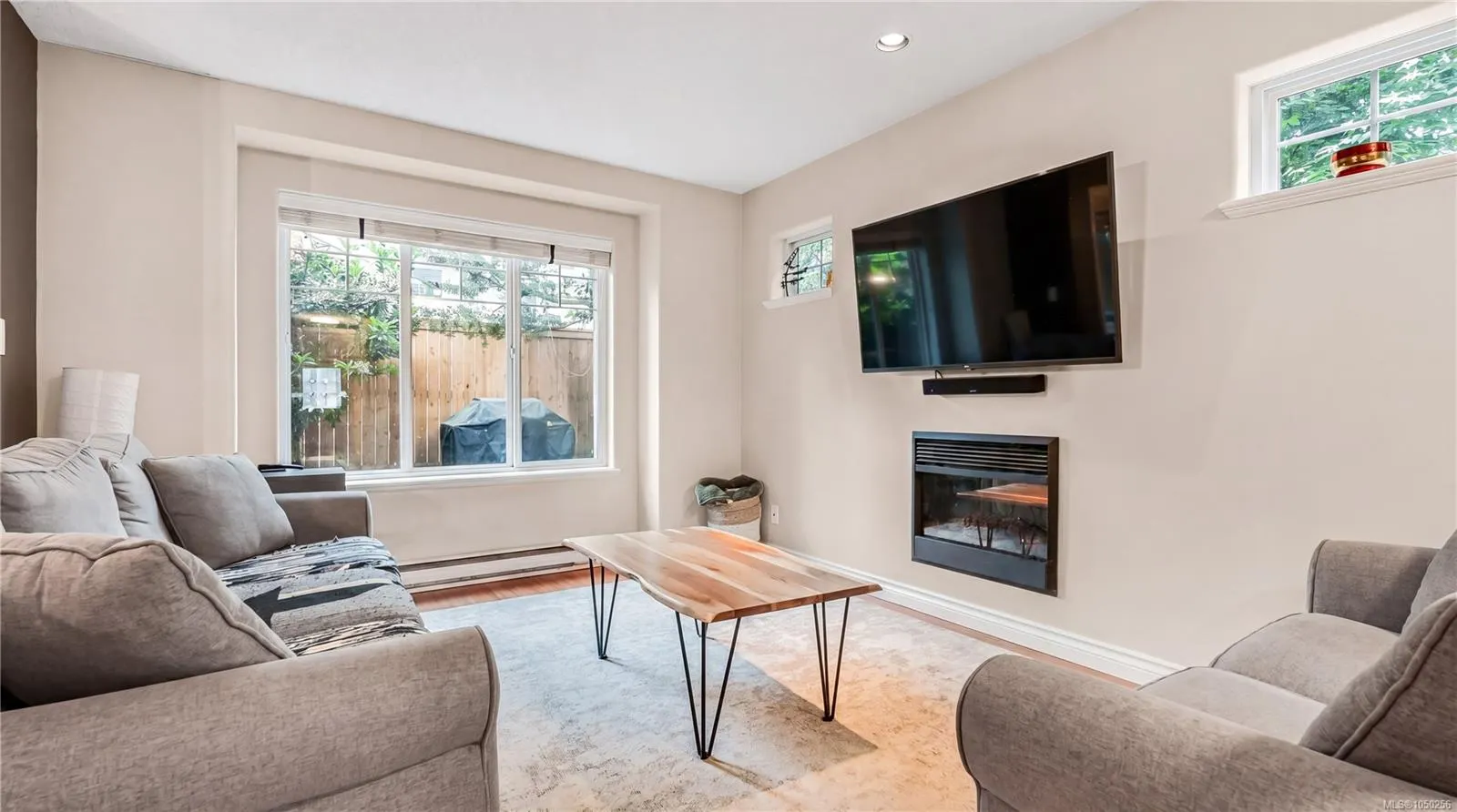 724 LARKHALL Rd