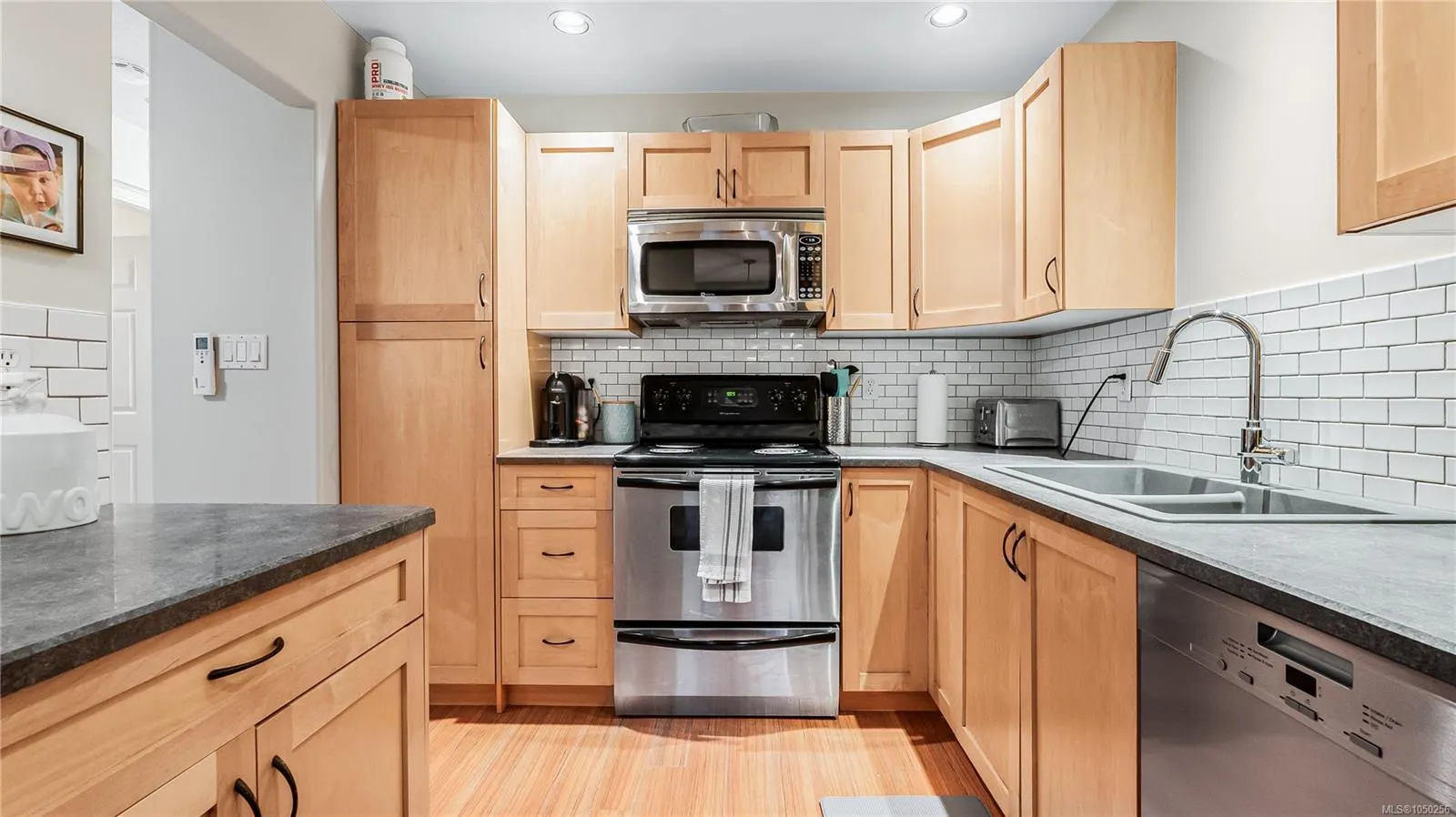 724 LARKHALL Rd