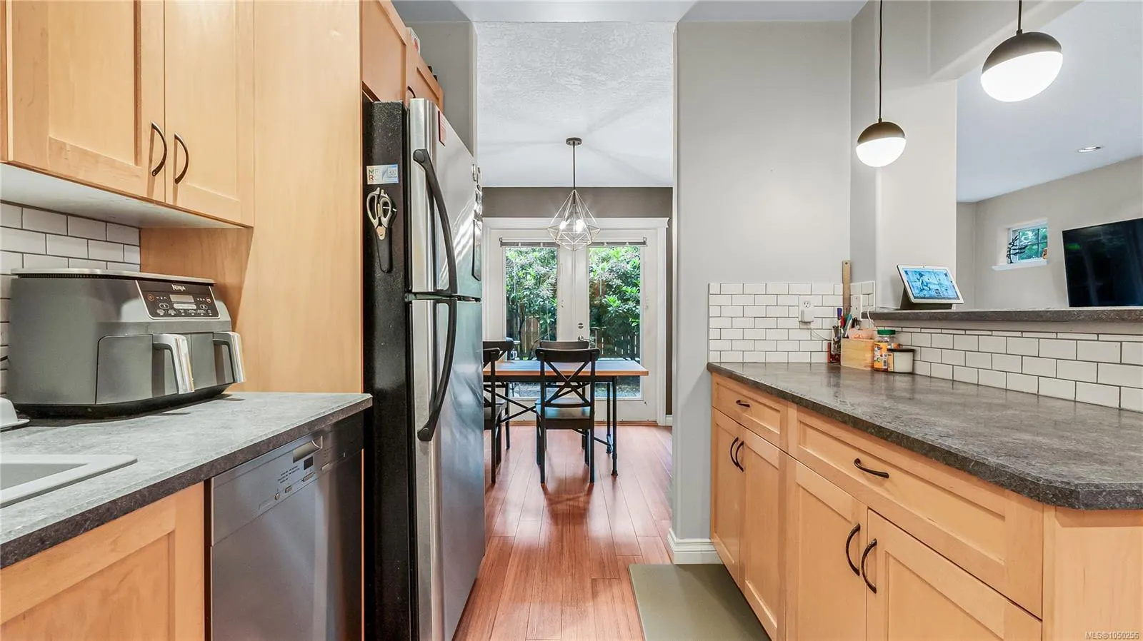 724 LARKHALL Rd
