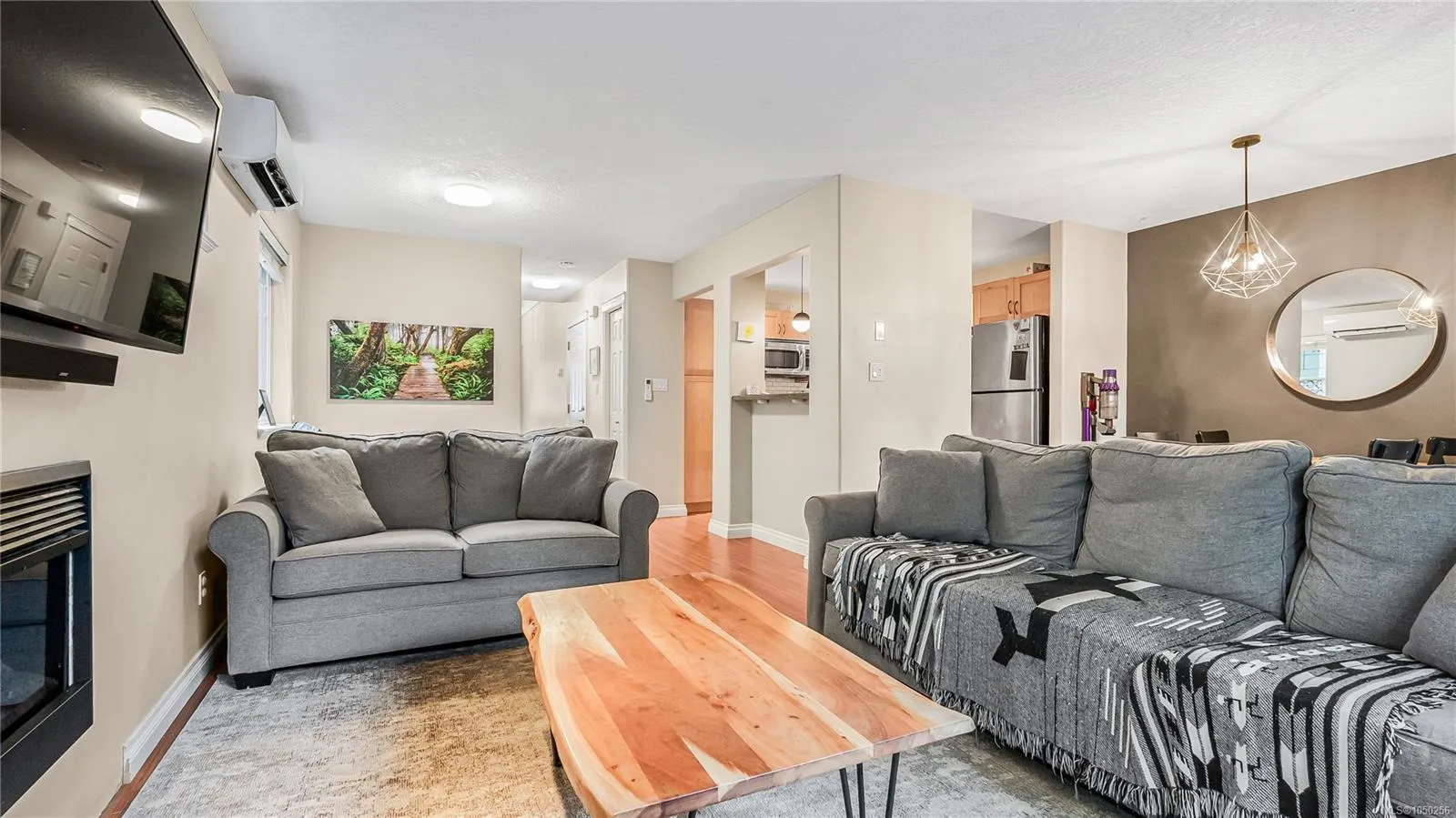 724 LARKHALL Rd