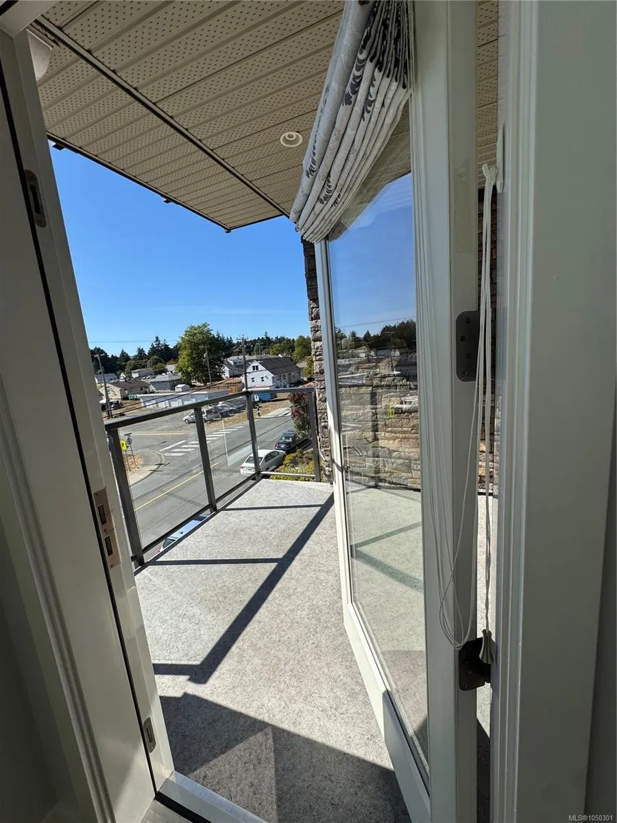 300 Belmont Rd