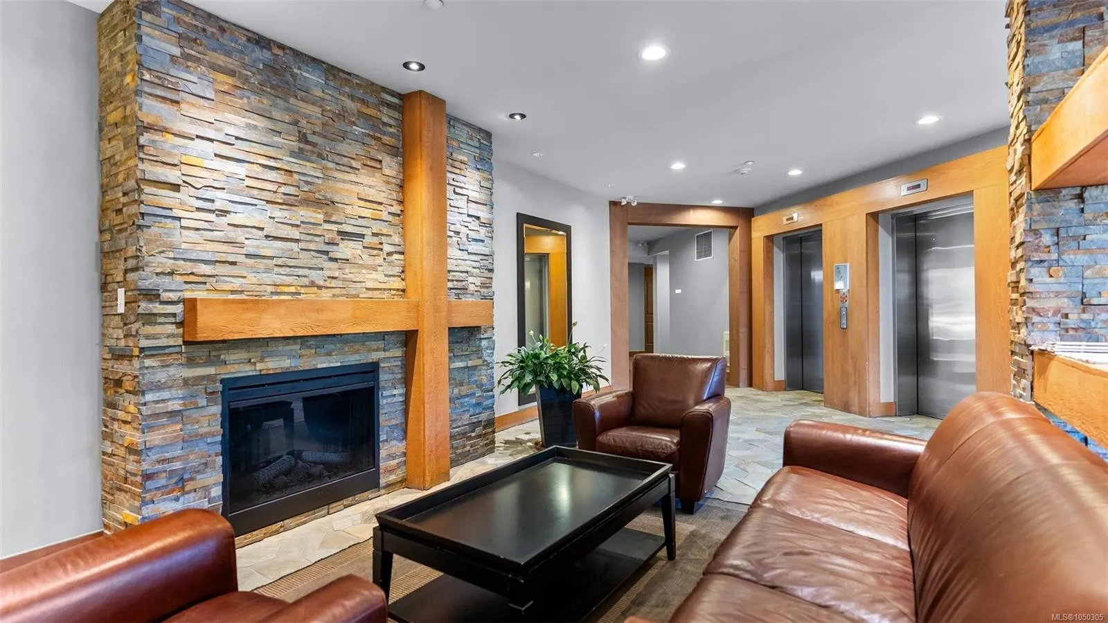 1375 Bear Mountain Pkwy