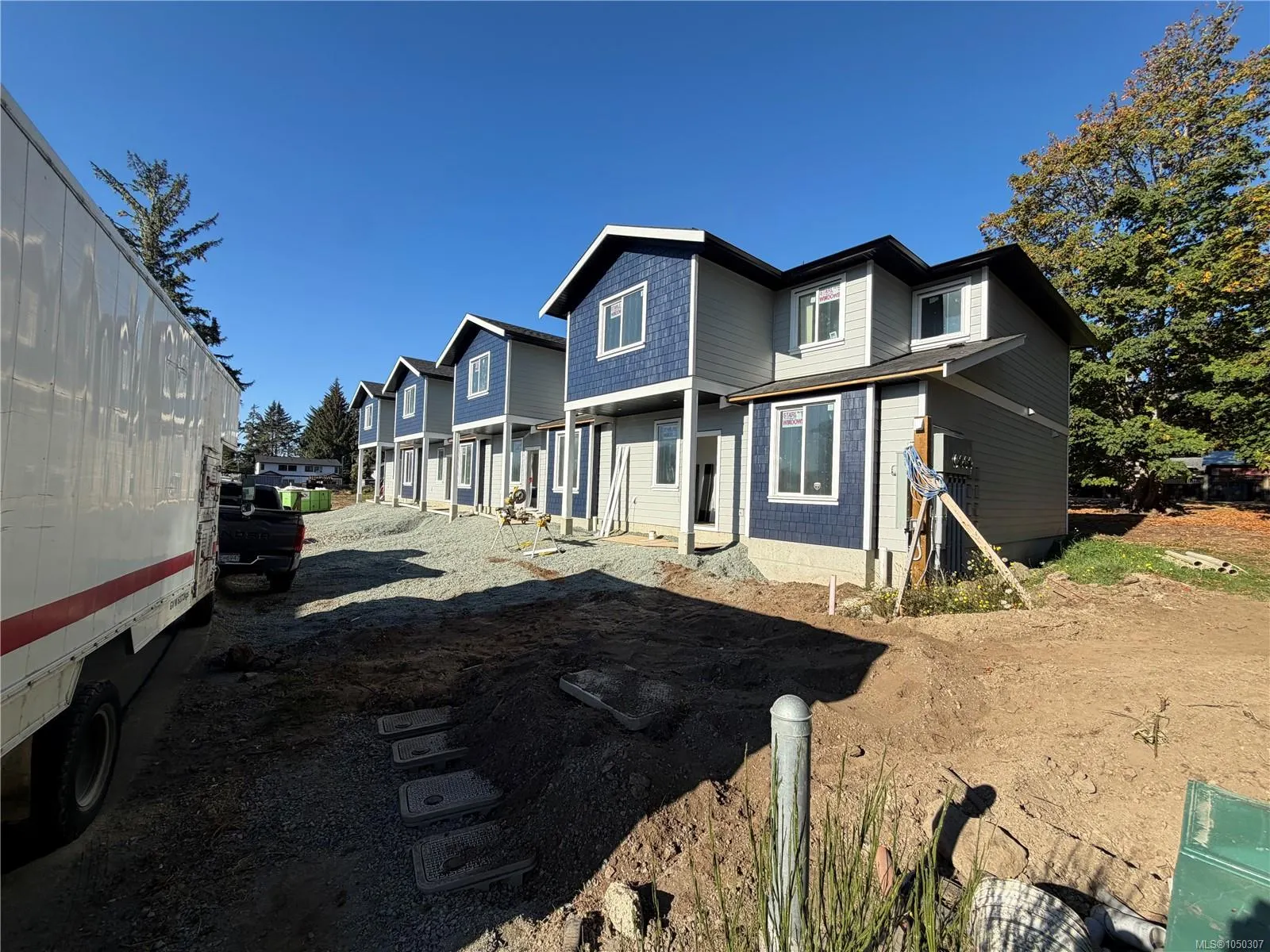 6897 Galaxie Dr