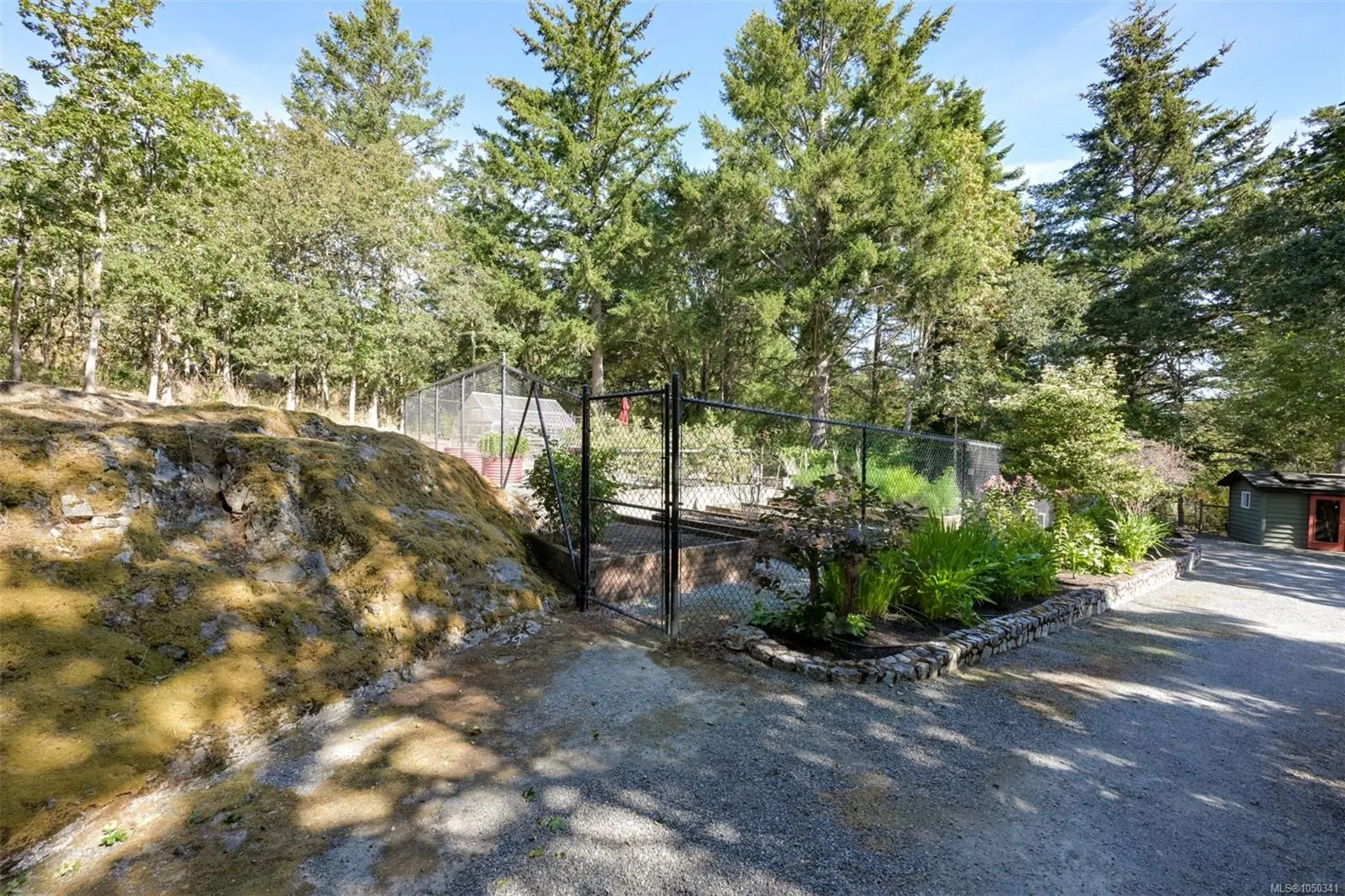 1682 Charlton Rd