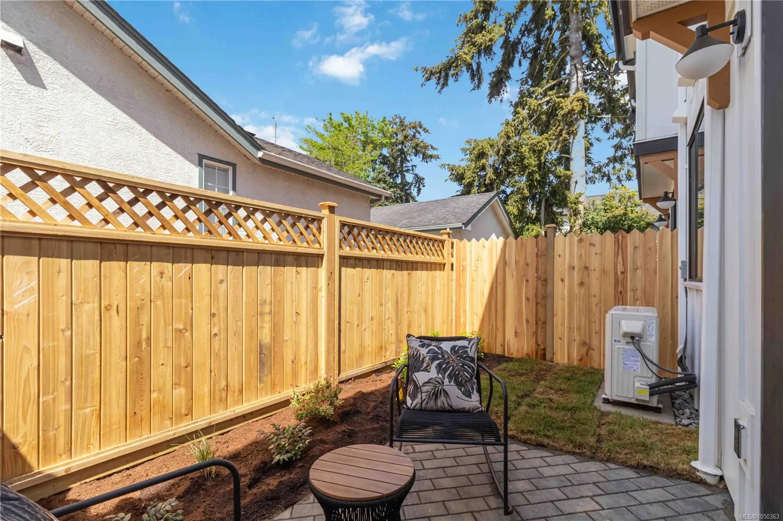 2312 Orchard Ave