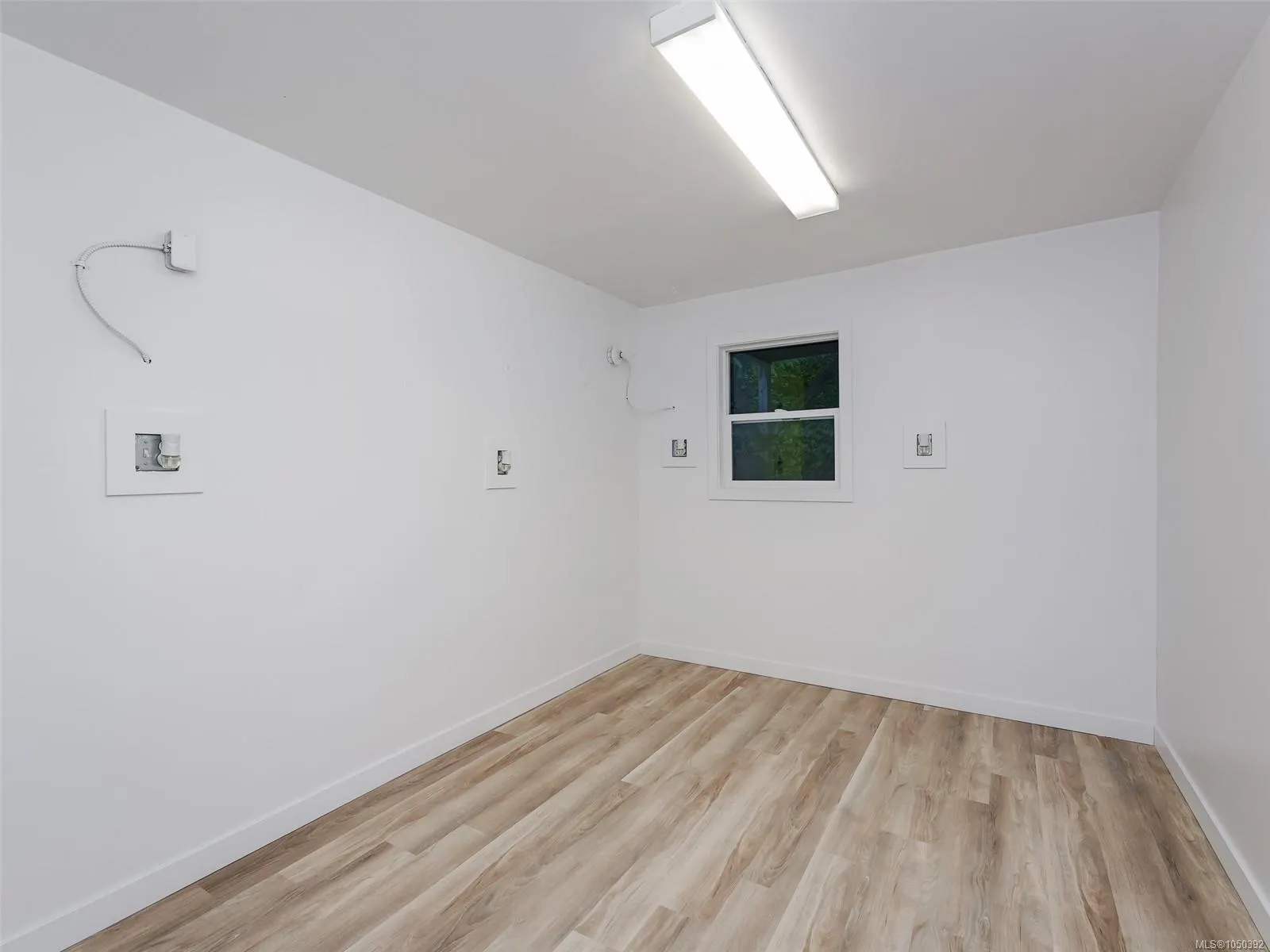 2587 Selwyn Rd