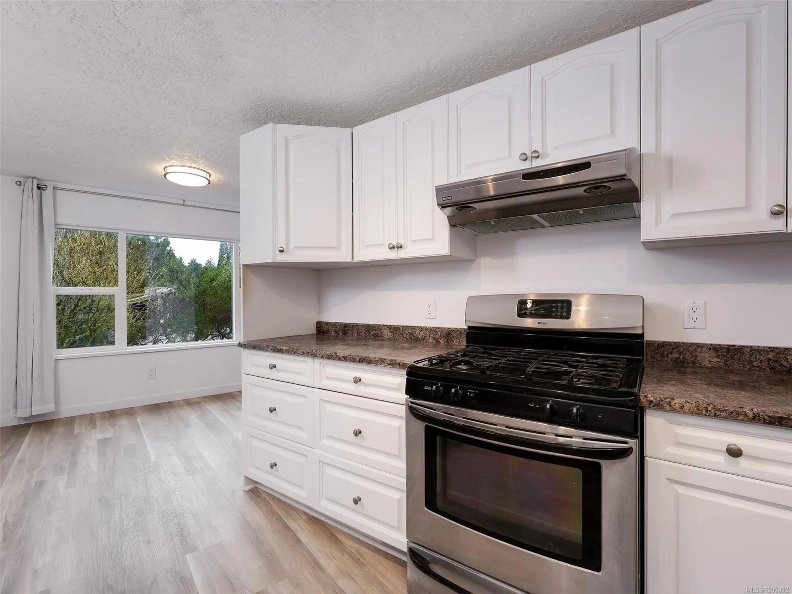 2587 Selwyn Rd