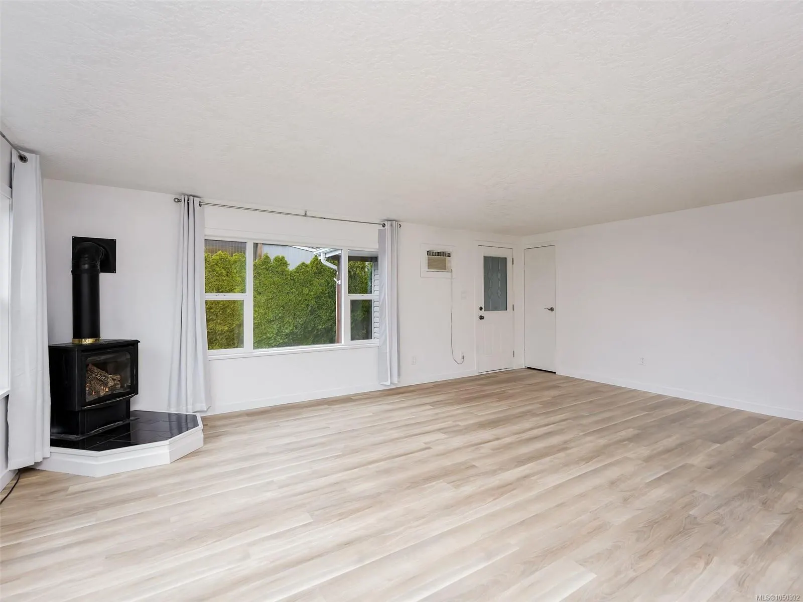 2587 Selwyn Rd