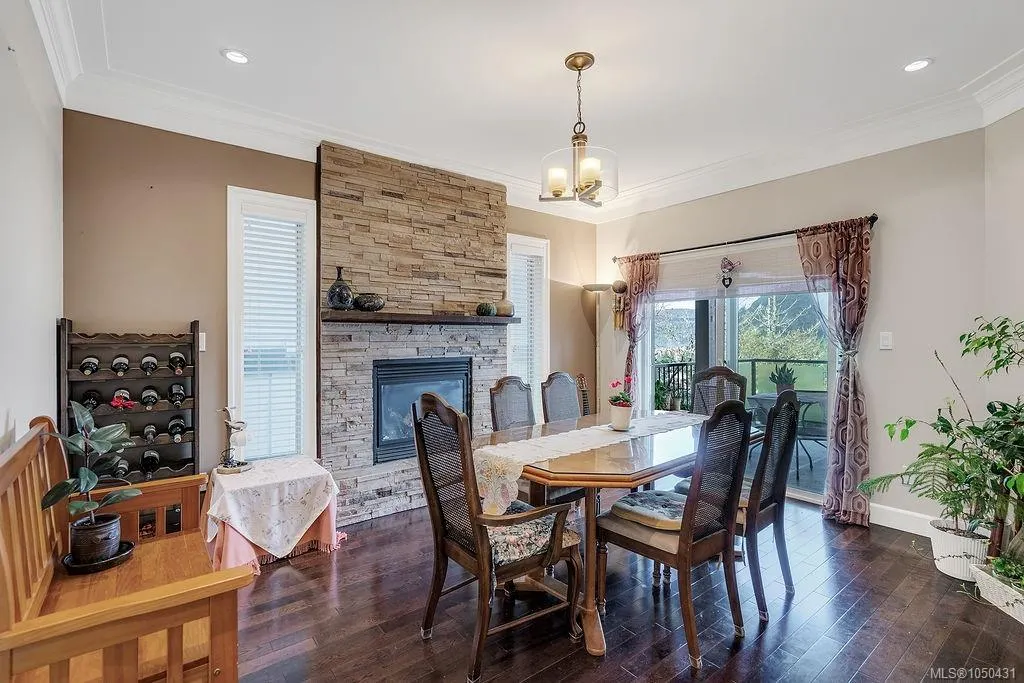 1177 Deerview Pl