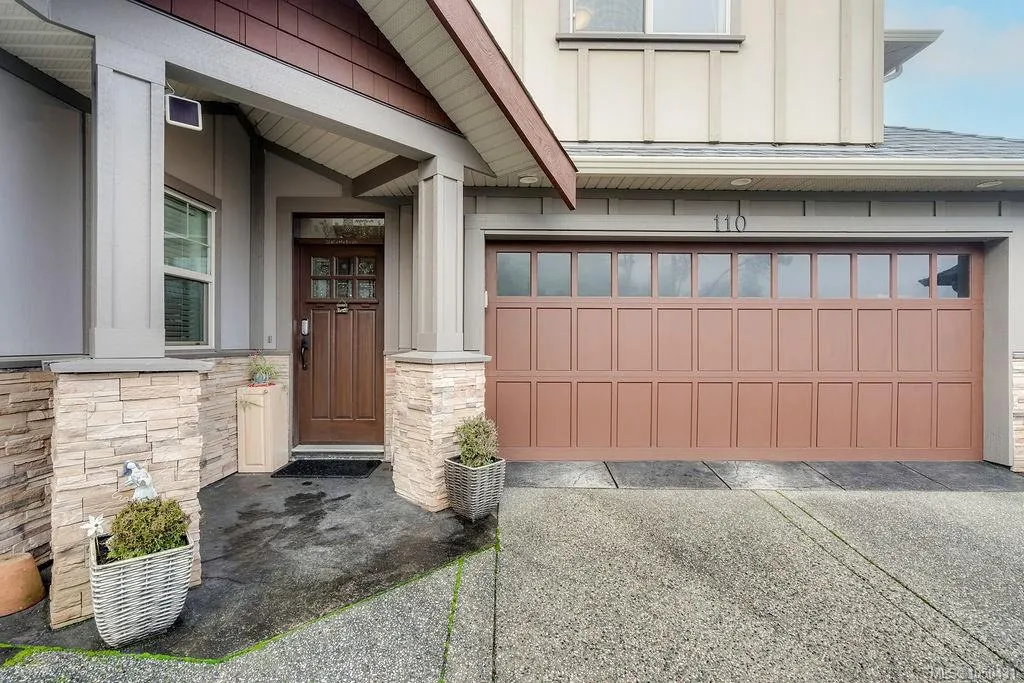 1177 Deerview Pl