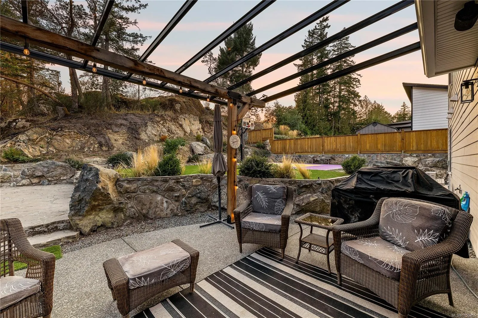 903 Greystone Pl